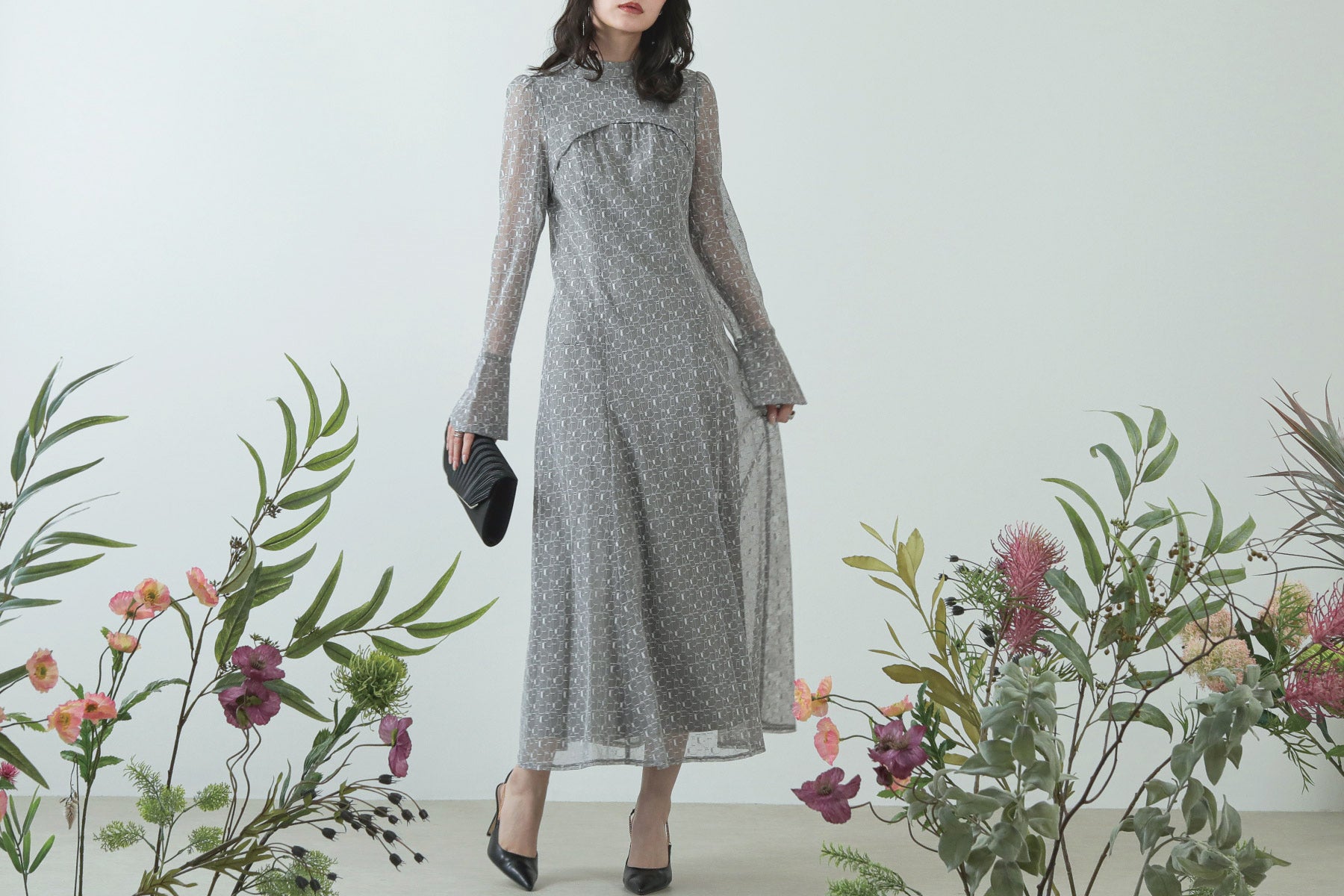 360度、抜け目ないデザインドレス!