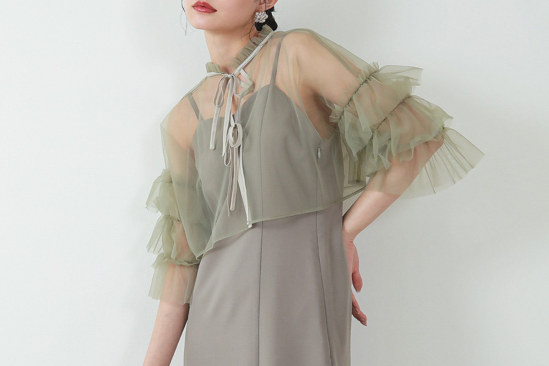 新作ドレスコレクション