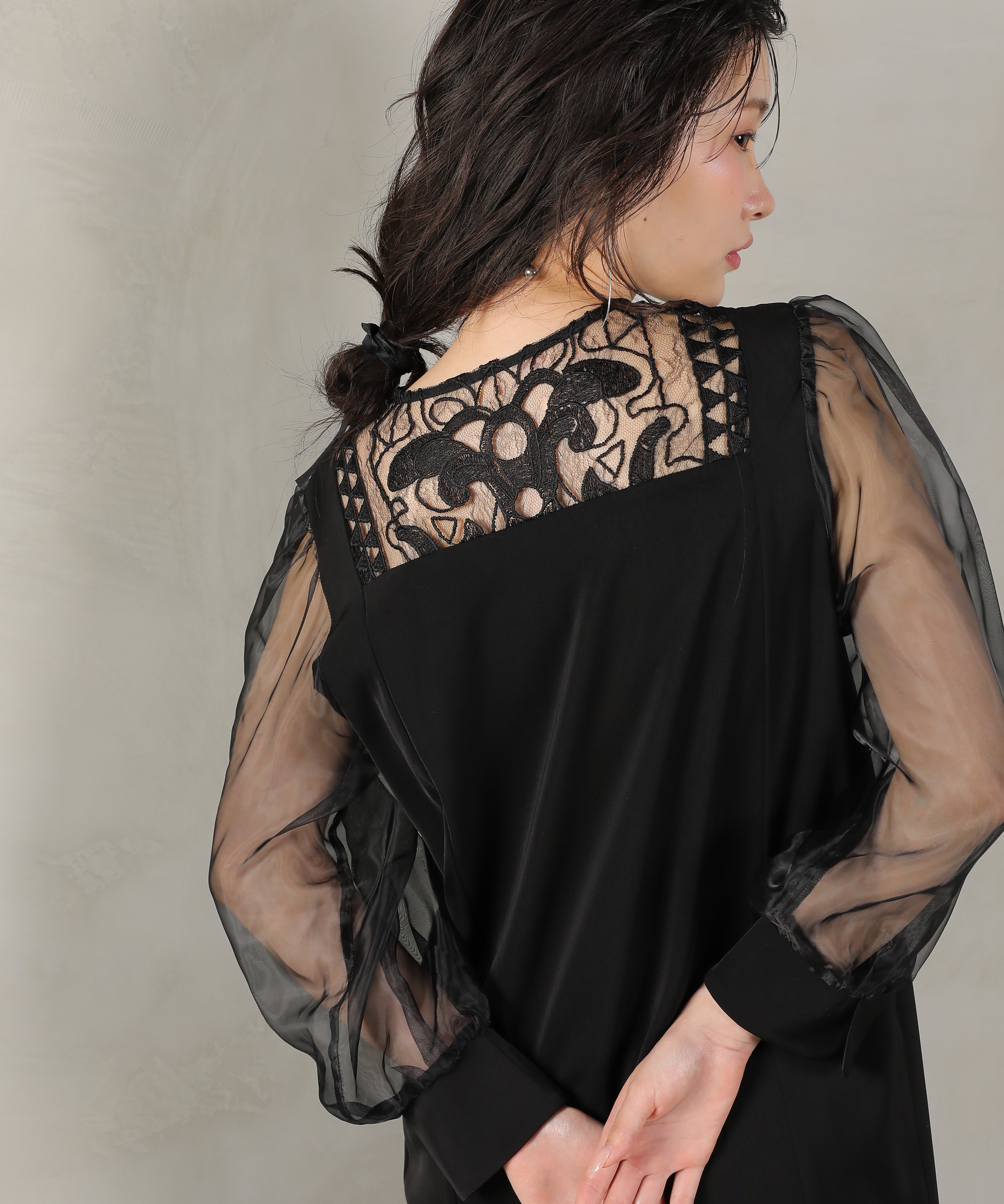 バロック風レースデザイン シアー スリーブ ワンピース ドレス