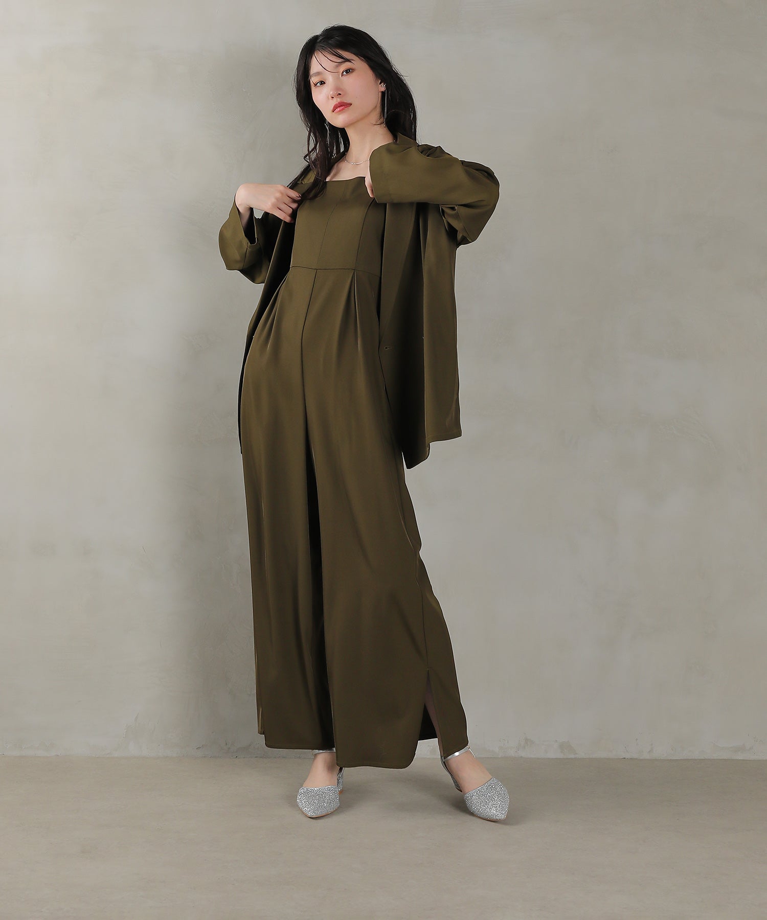 167cm / 着用 M / カーキ