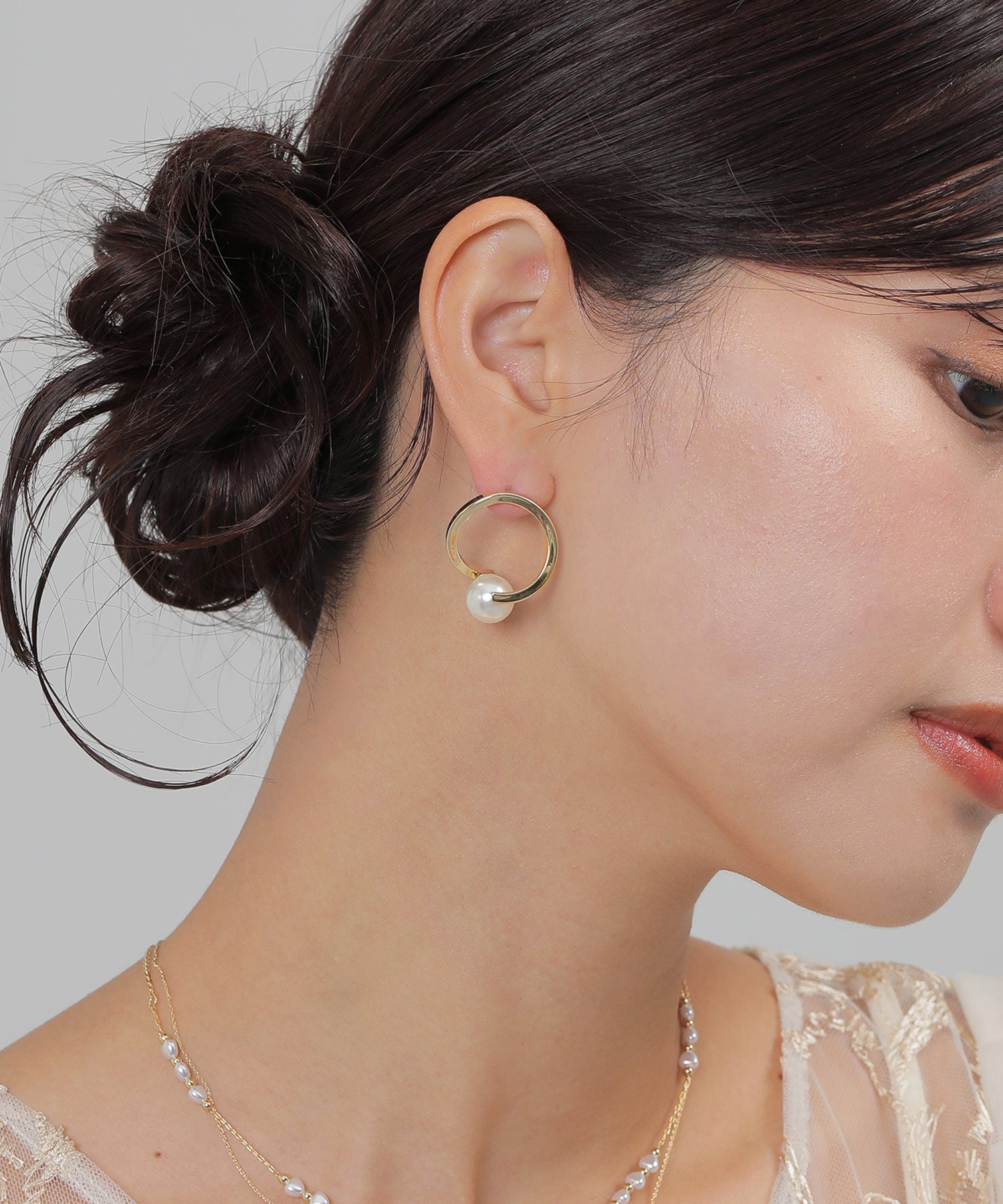 メタル×一粒パール 変形サークル ピアス パーティー 結婚式 お呼ばれ オケージョン