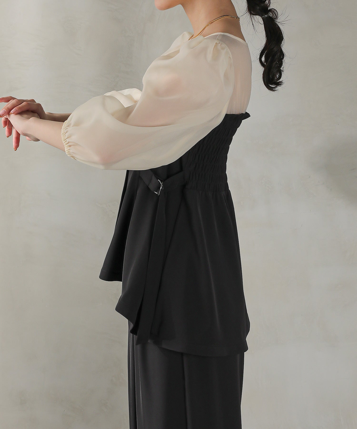 ビスチェペプラムトップス パンツ セットアップ