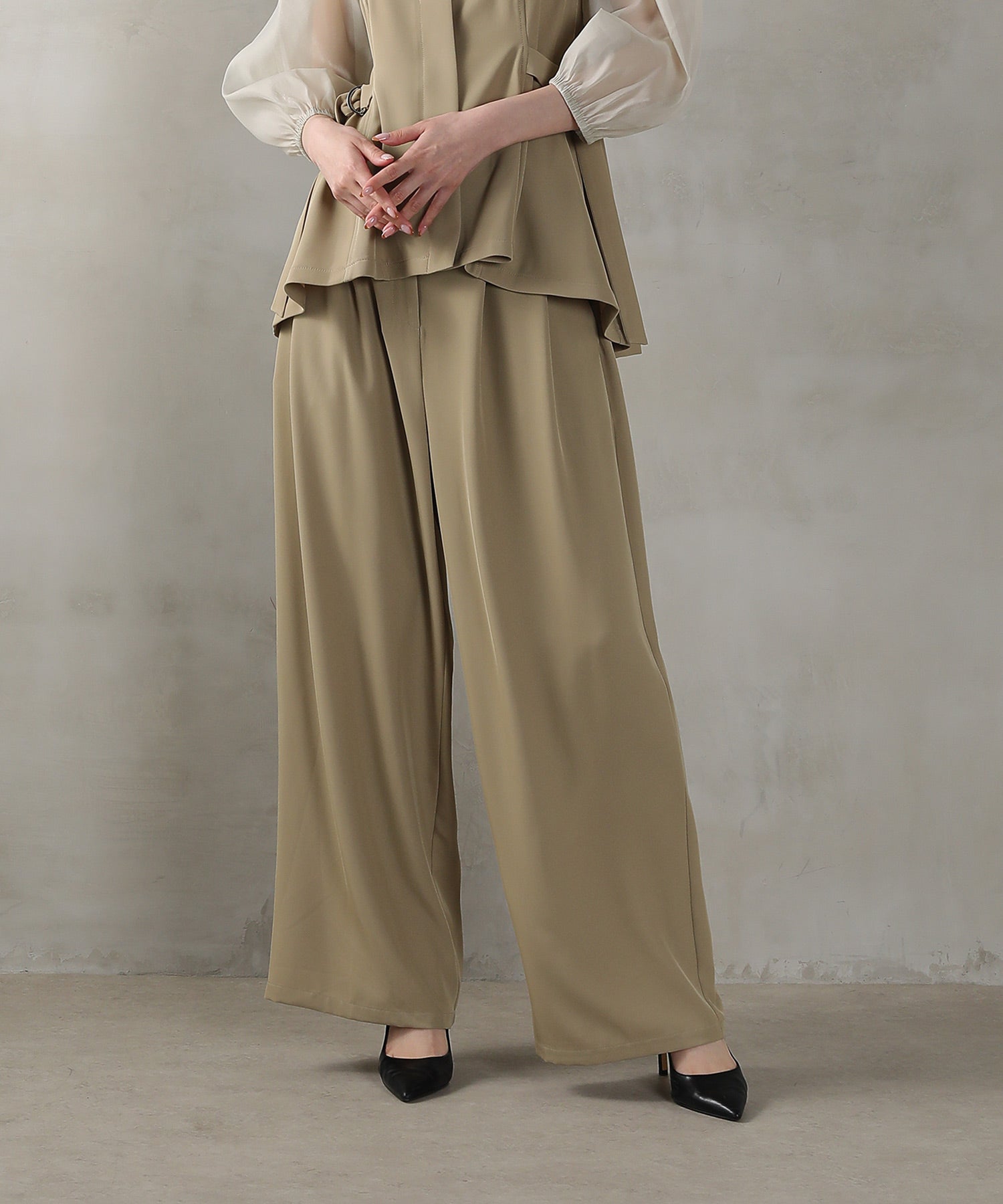 ビスチェペプラムトップス パンツ セットアップ