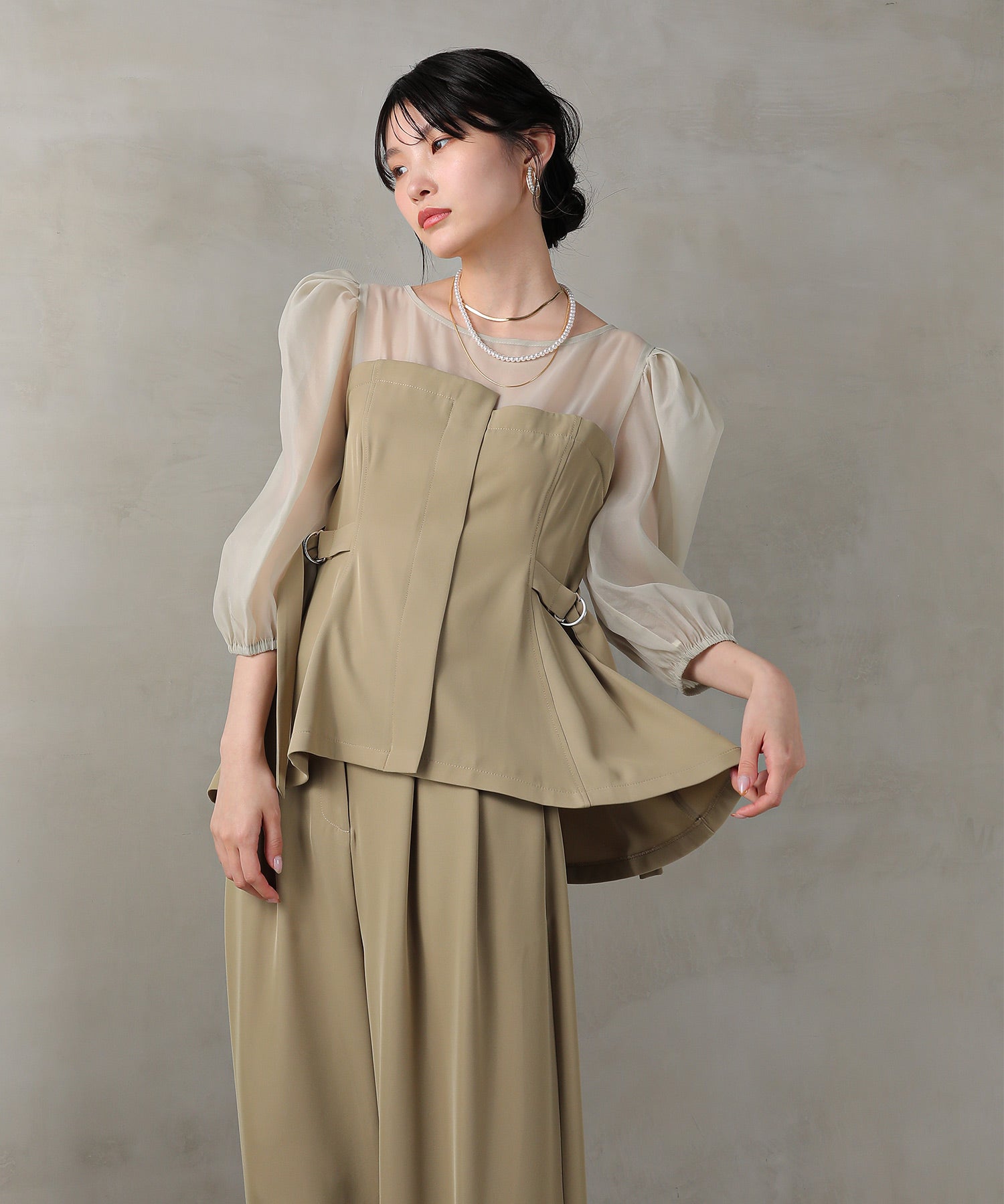 ビスチェペプラムトップス パンツ セットアップ