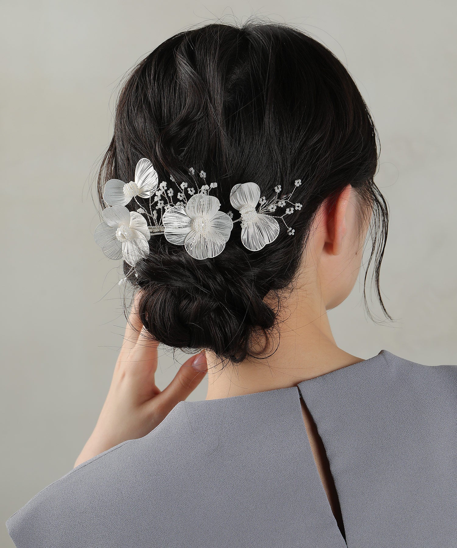 フラワーモチーフ パール ビーズ ヘアクリップ