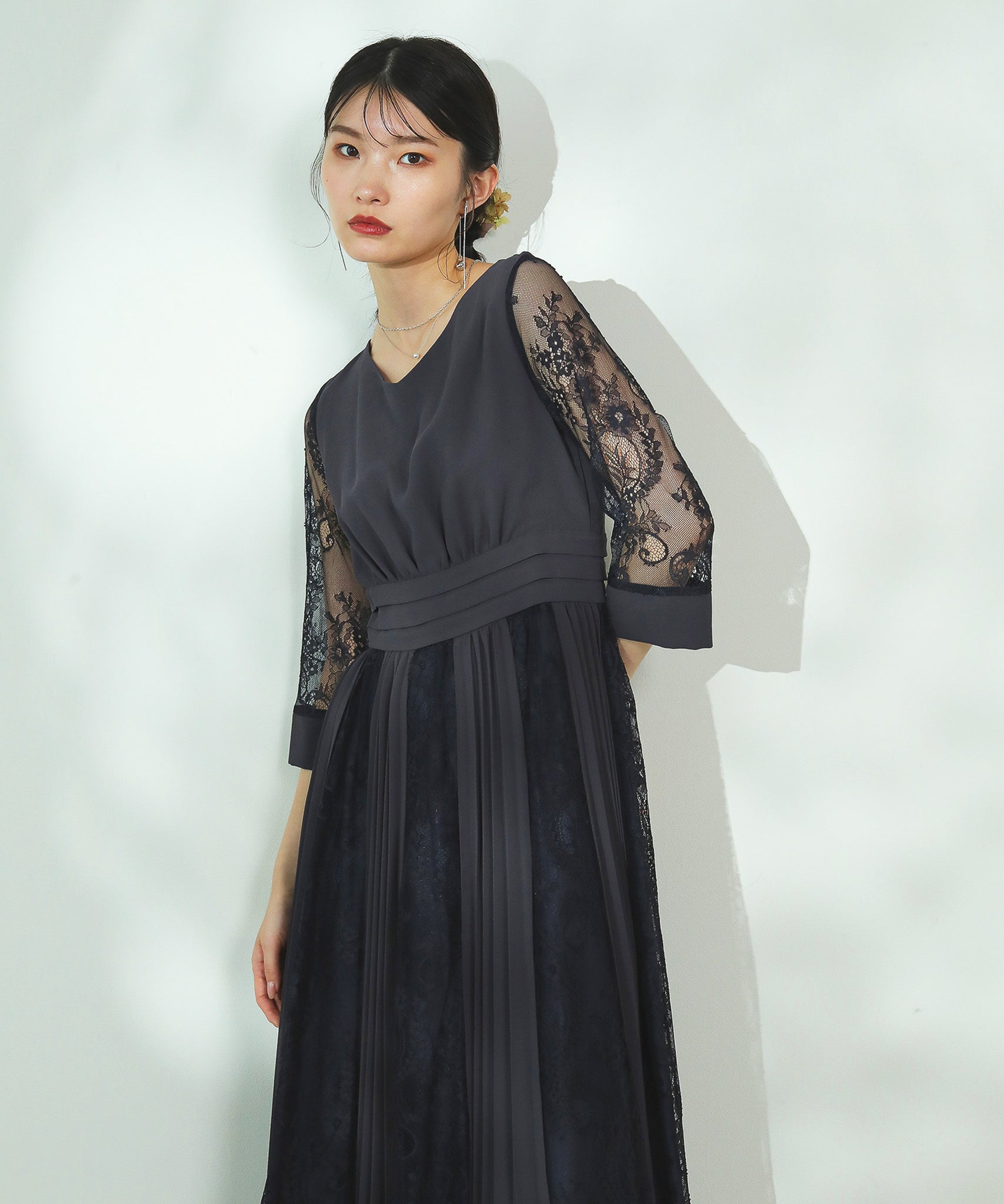プリーツ×レース ウエストタックロングワンピースドレス