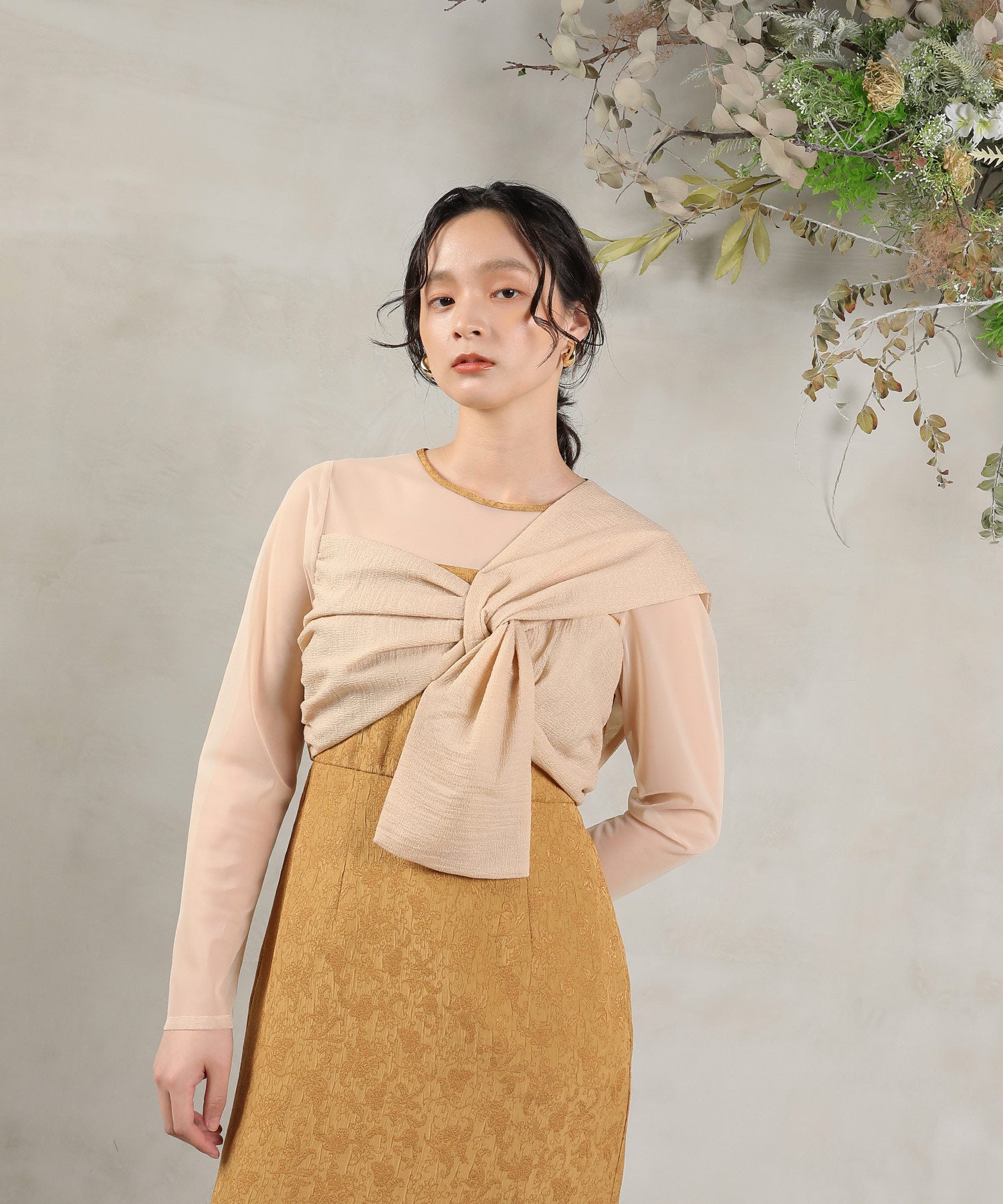 フラワージャガード ノットデザイン Iライン ドレス