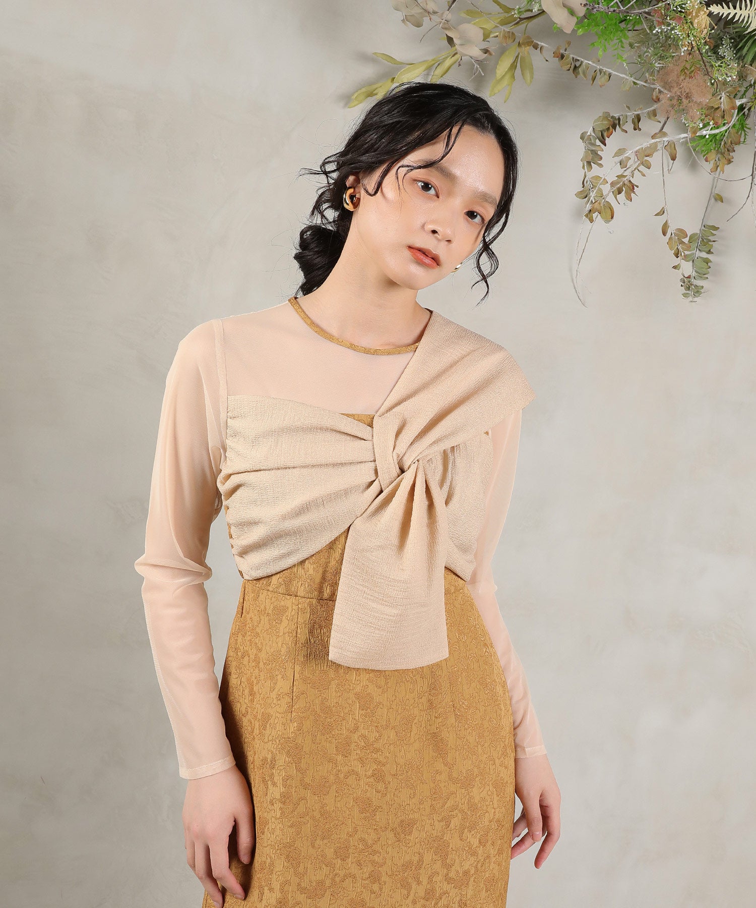 フラワージャガード ノットデザイン Iライン ドレス