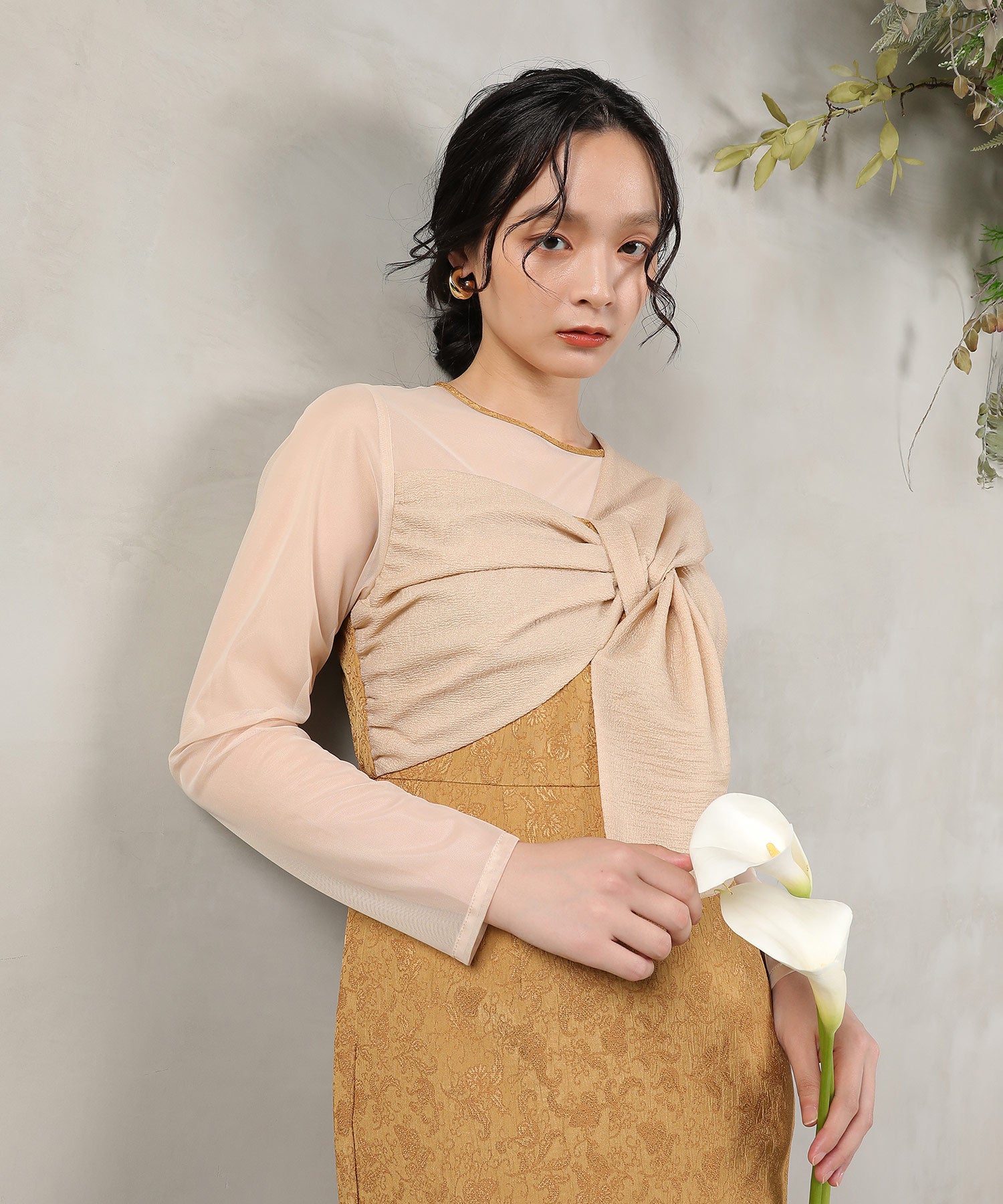 フラワージャガード ノットデザイン Iライン ドレス