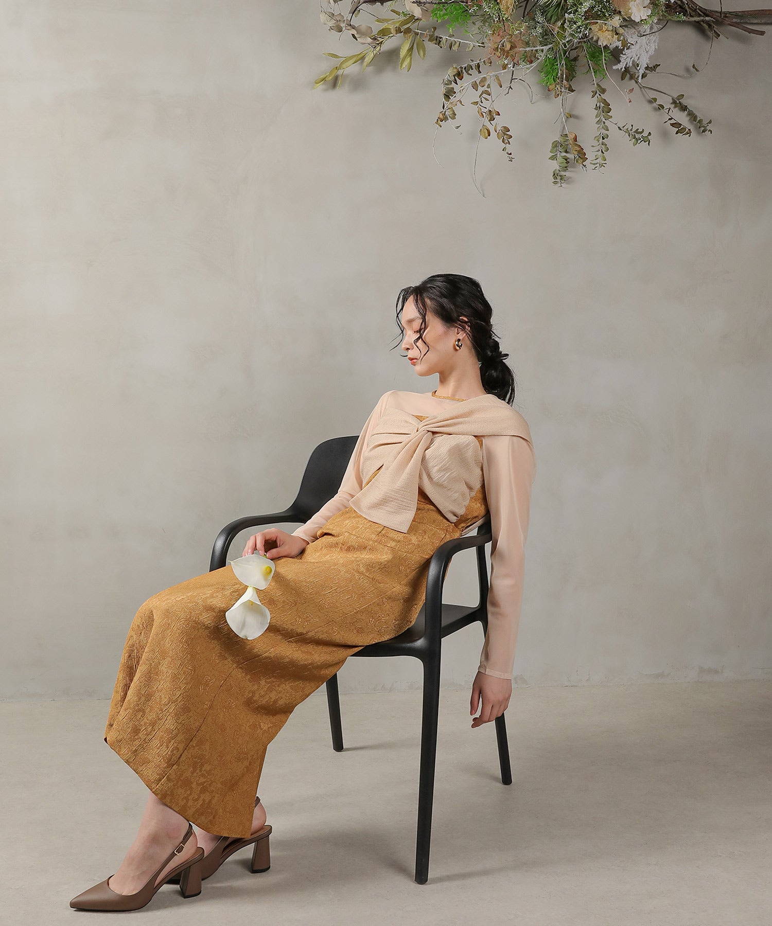 フラワージャガード ノットデザイン Iライン ドレス