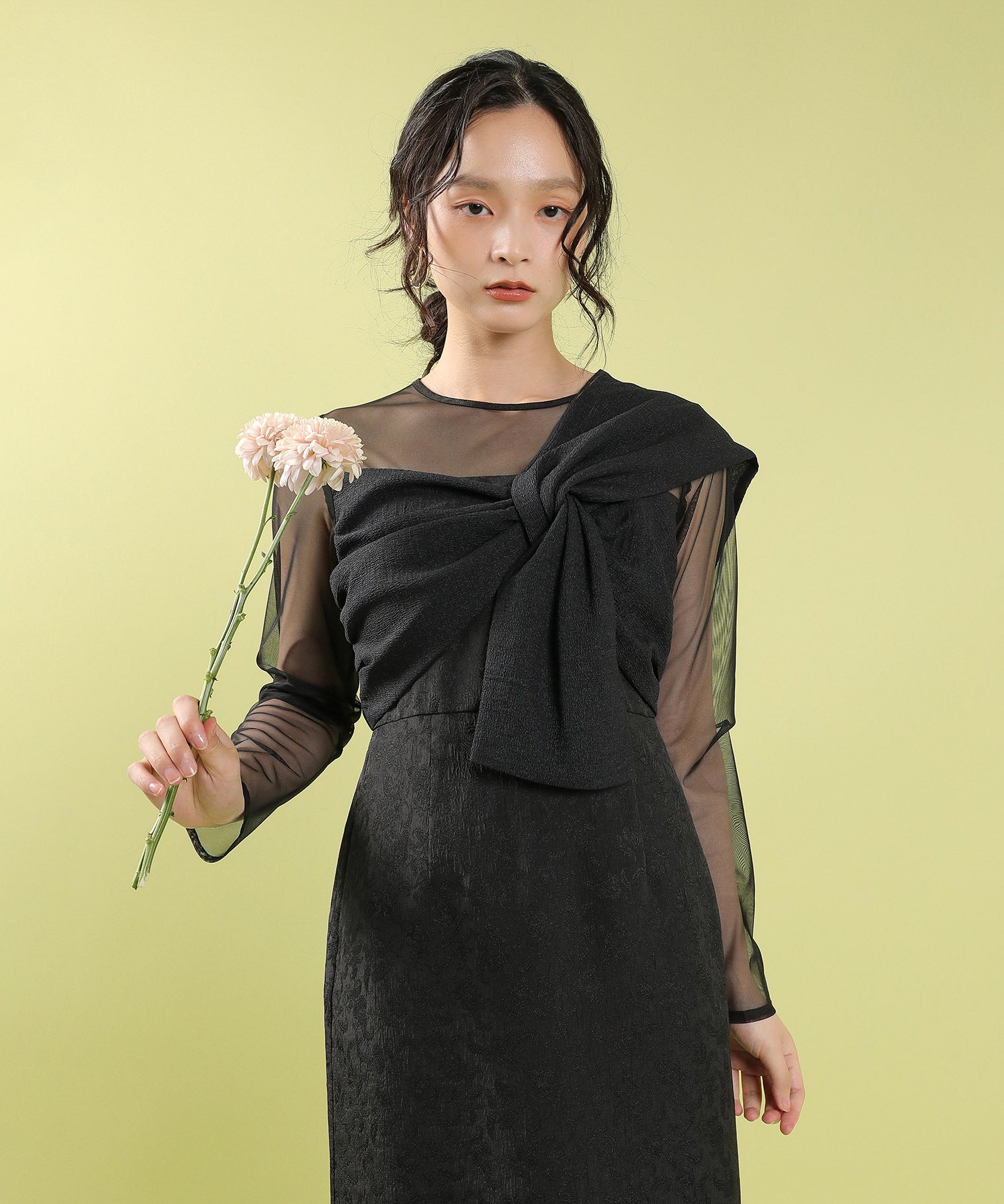 フラワージャガード ノットデザイン Iライン ドレス