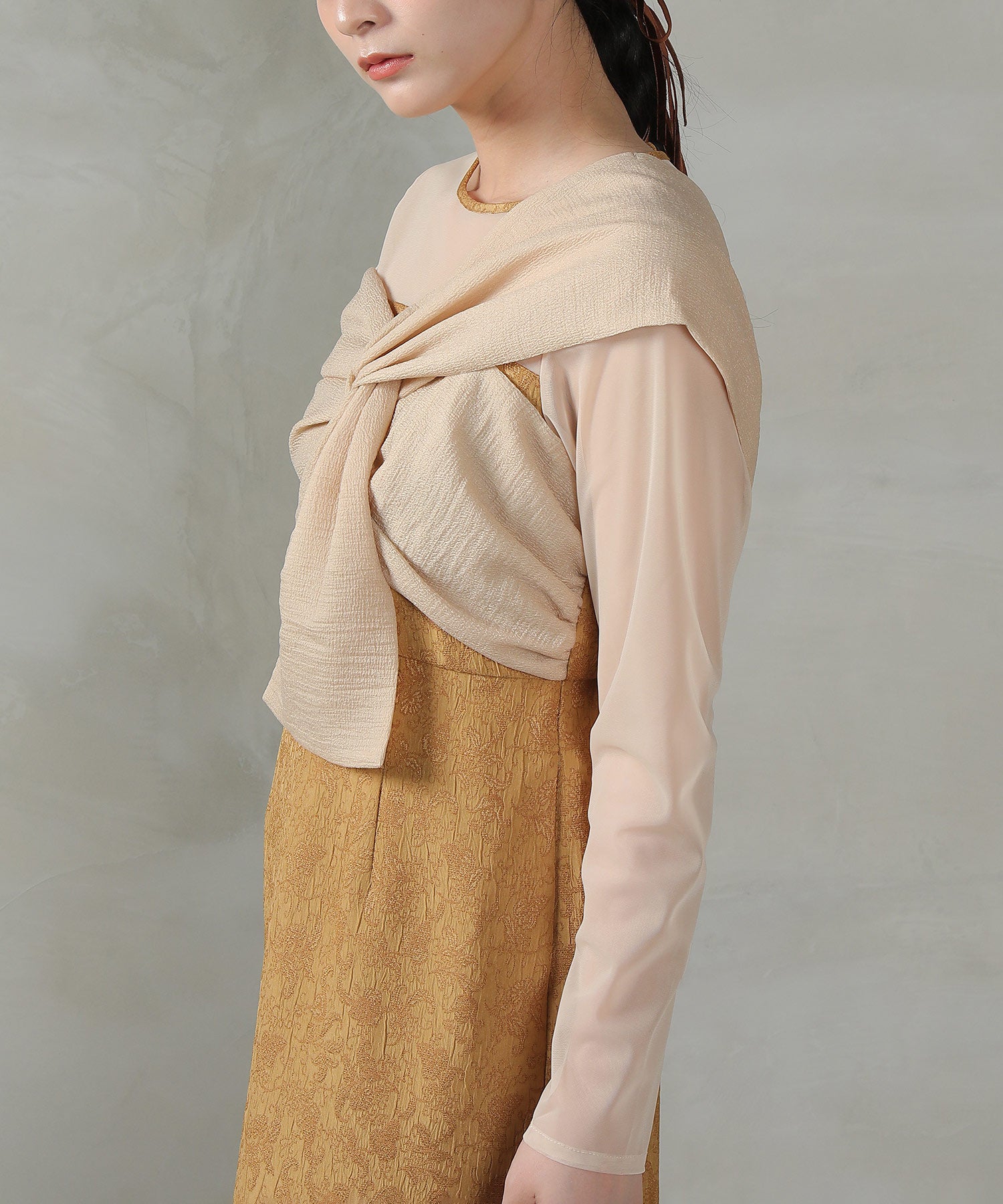 フラワージャガード ノットデザイン Iライン ドレス