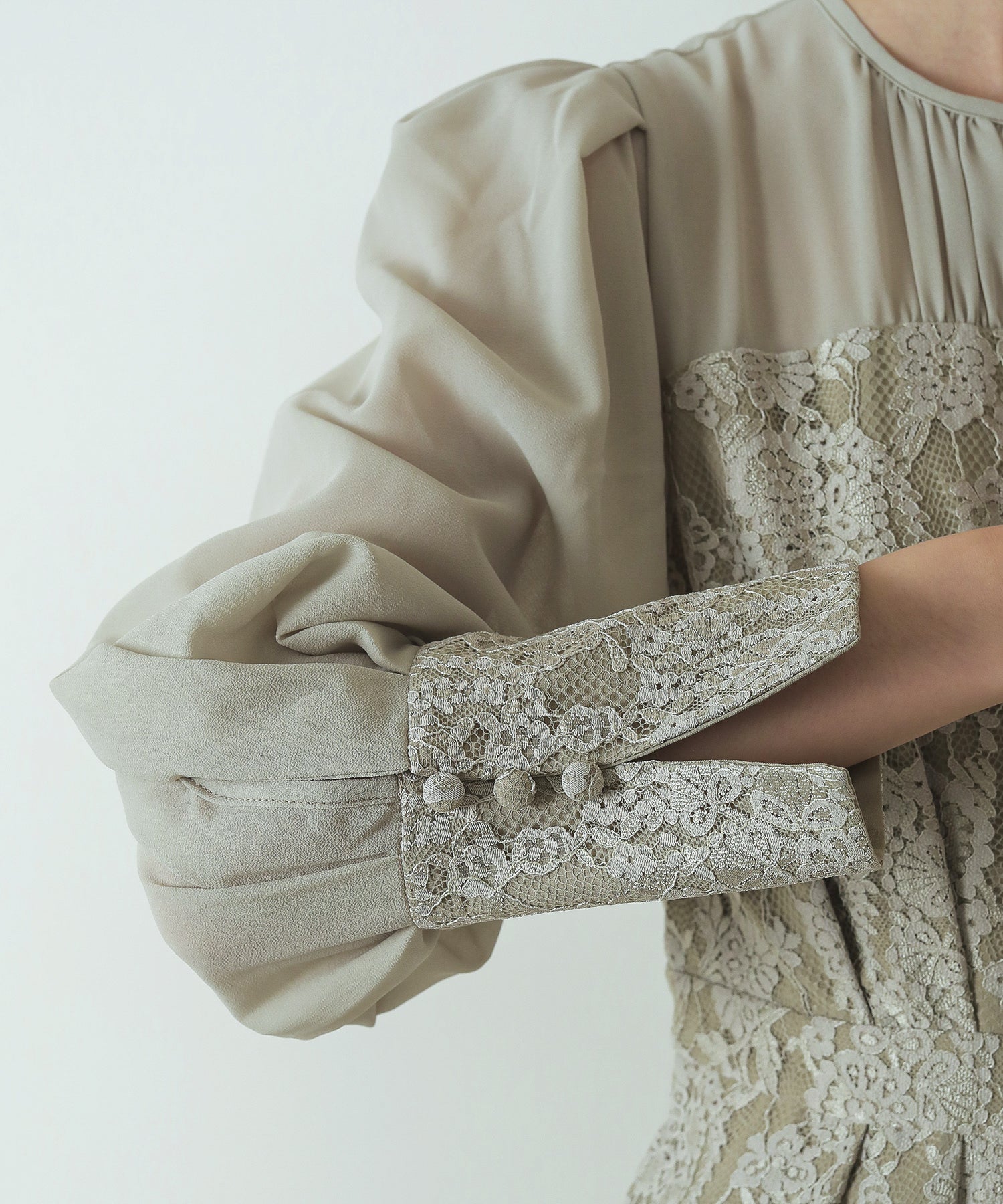 フラワーレース ワイドシルエット オールインワン パンツドレス