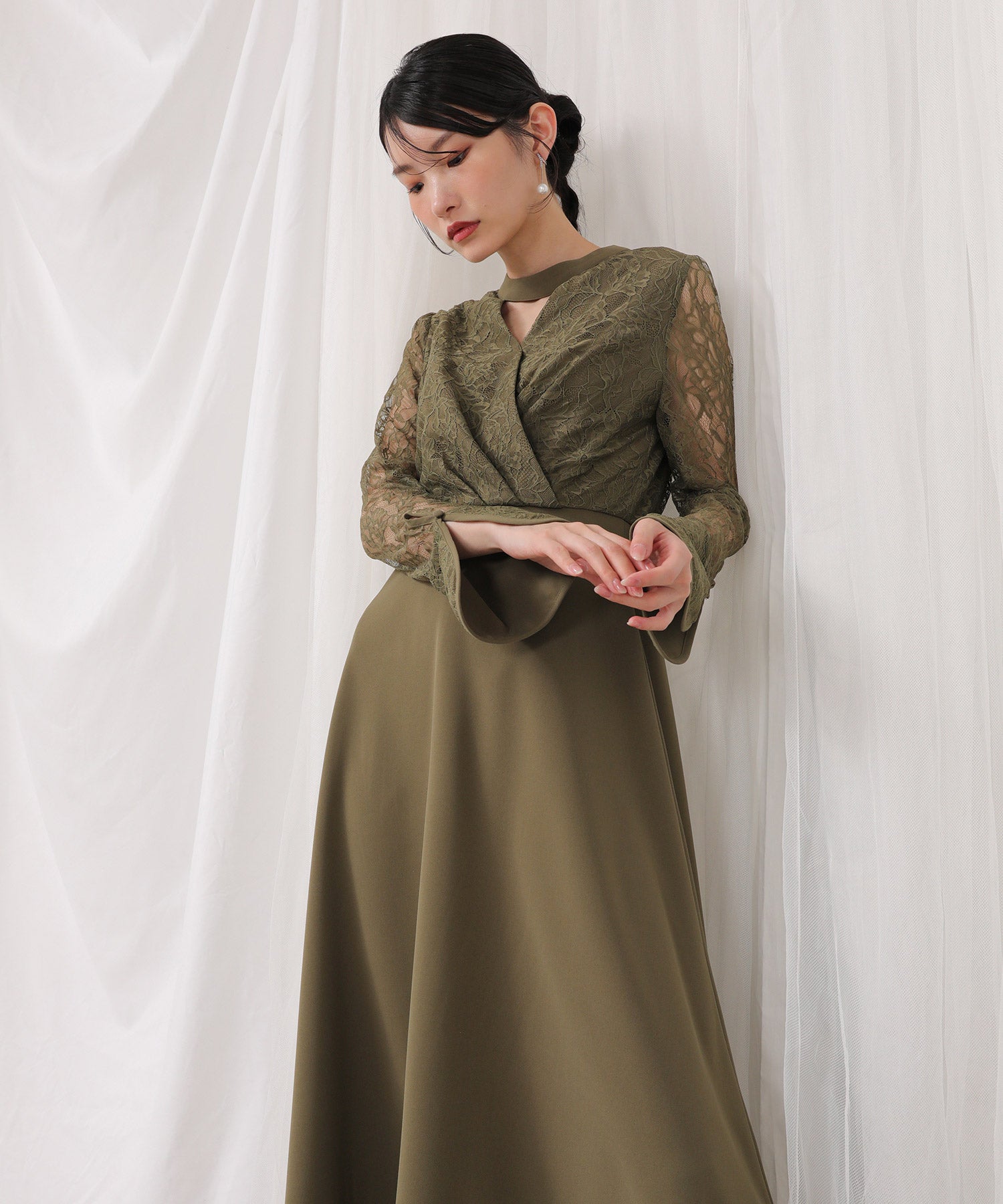 フラワー レース トライアングルデザイン ワンピース ドレス