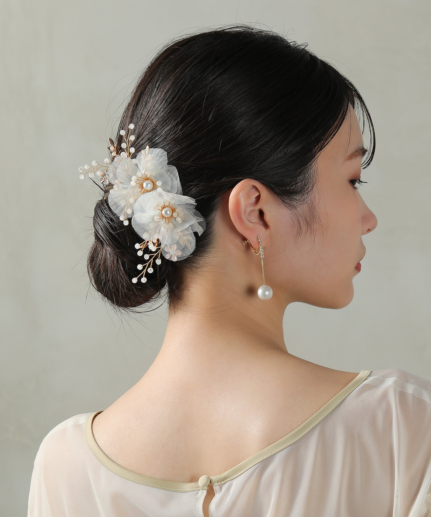 シアー フラワー パール ビーズ ヘアクリップ
