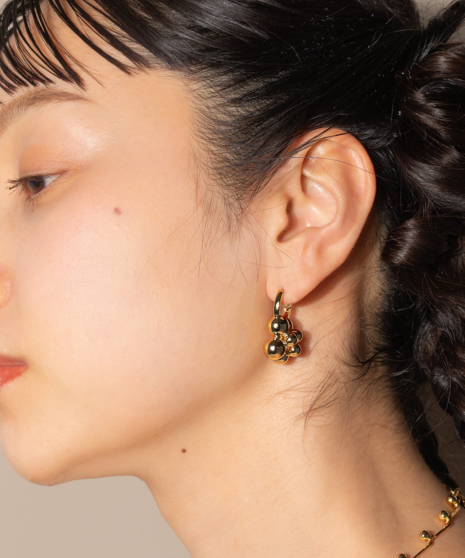 メタルボール バブル 立体 ピアス