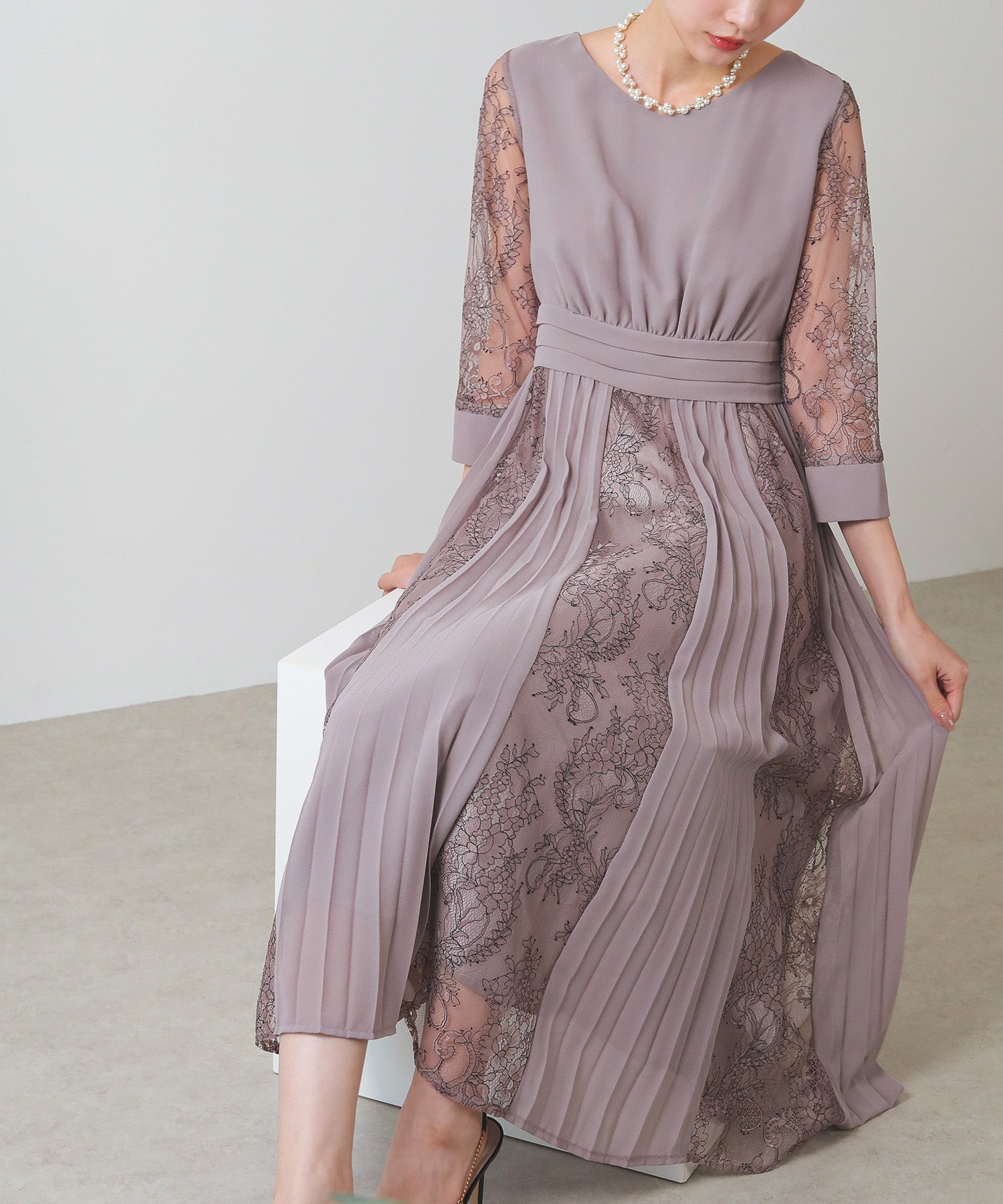 プリーツ×レース ウエストタックロングワンピースドレス