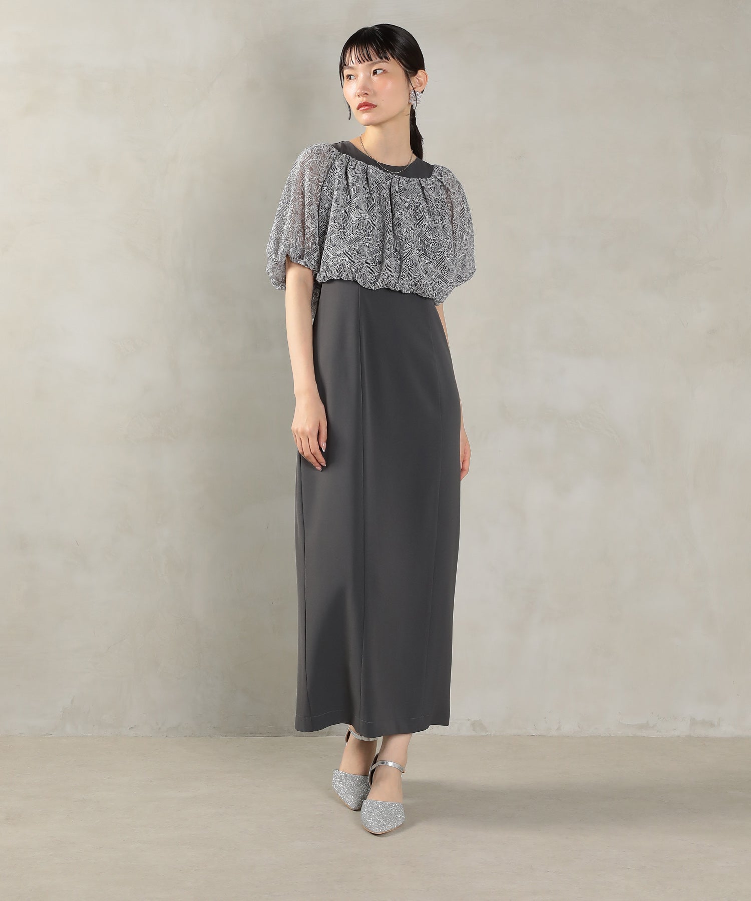 167cm / 着用 M / チャコールグレー