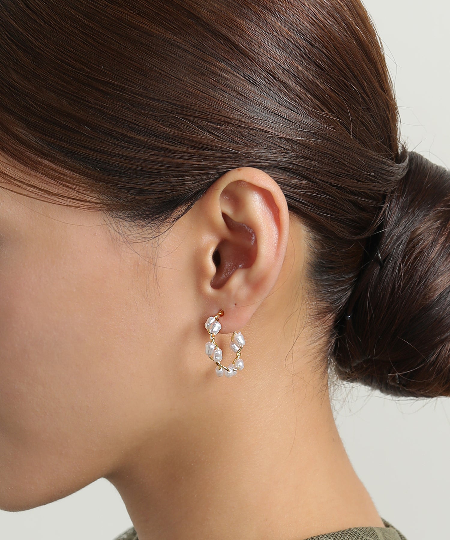 バロックパール ツイスト ハーフフープ ピアス 結婚式 パーティー デイリー