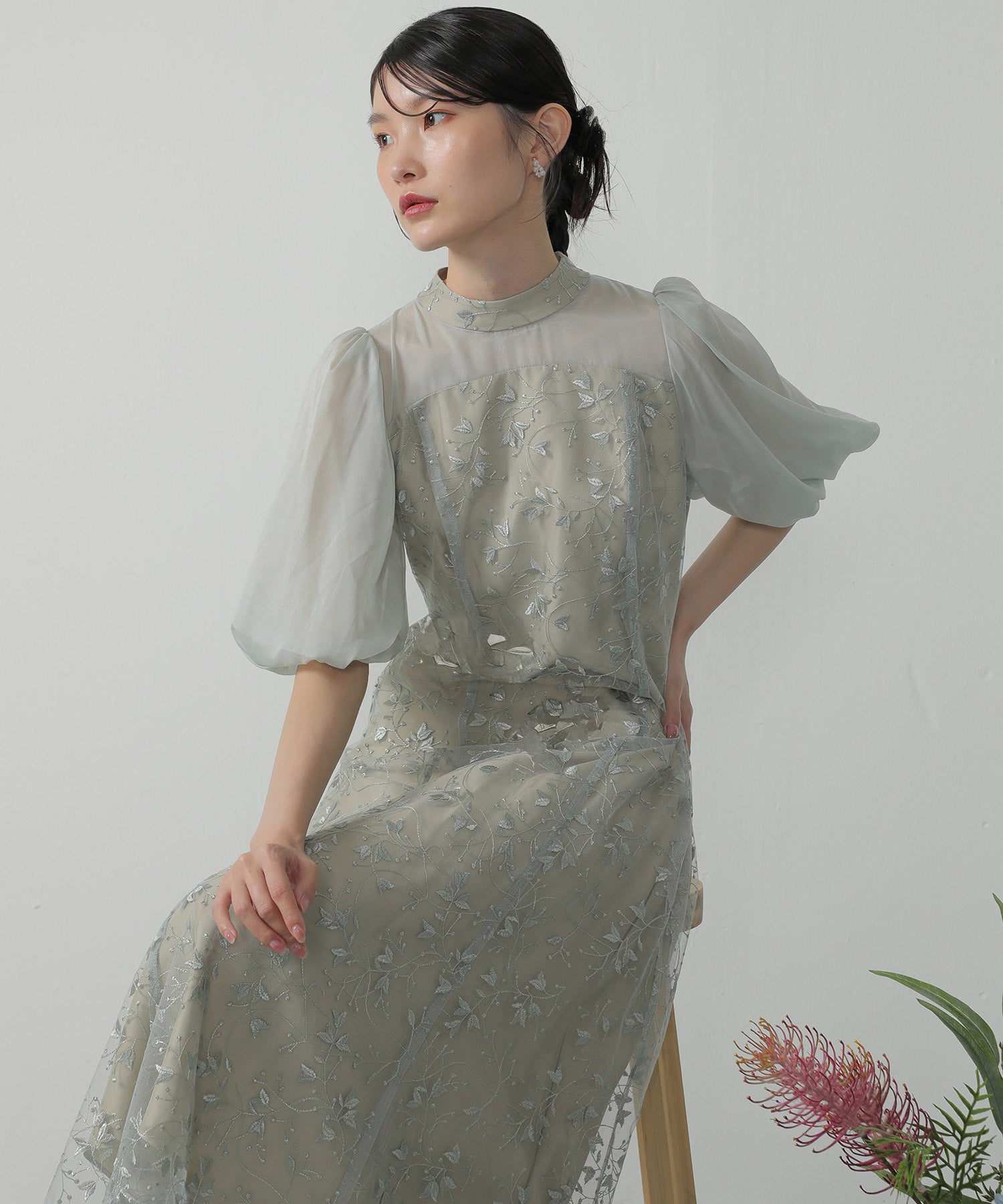 ボリューム袖 刺繍レース ワンピース パーティー ドレス