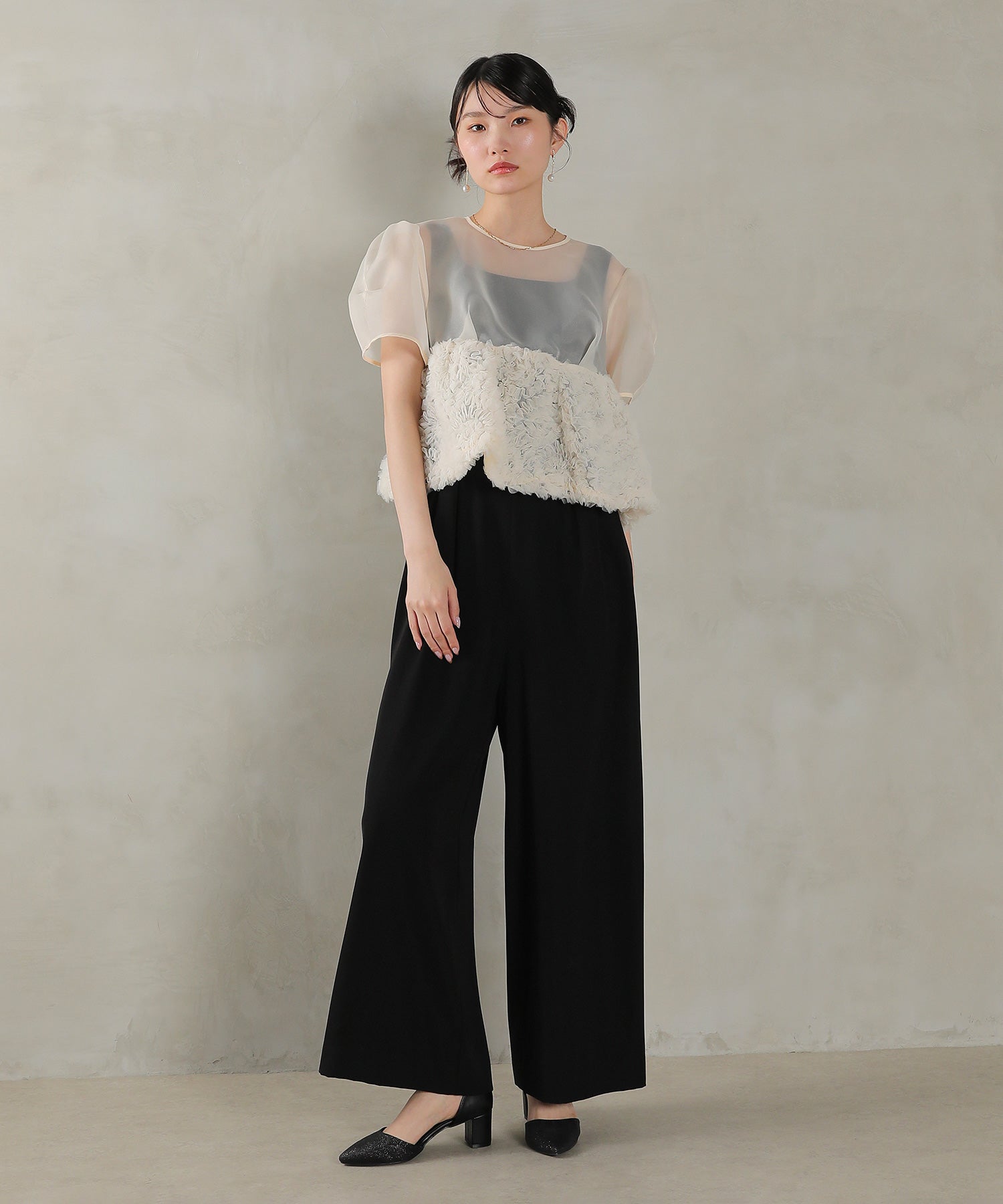 167cm / 着用 M / ベージュ×ブラック