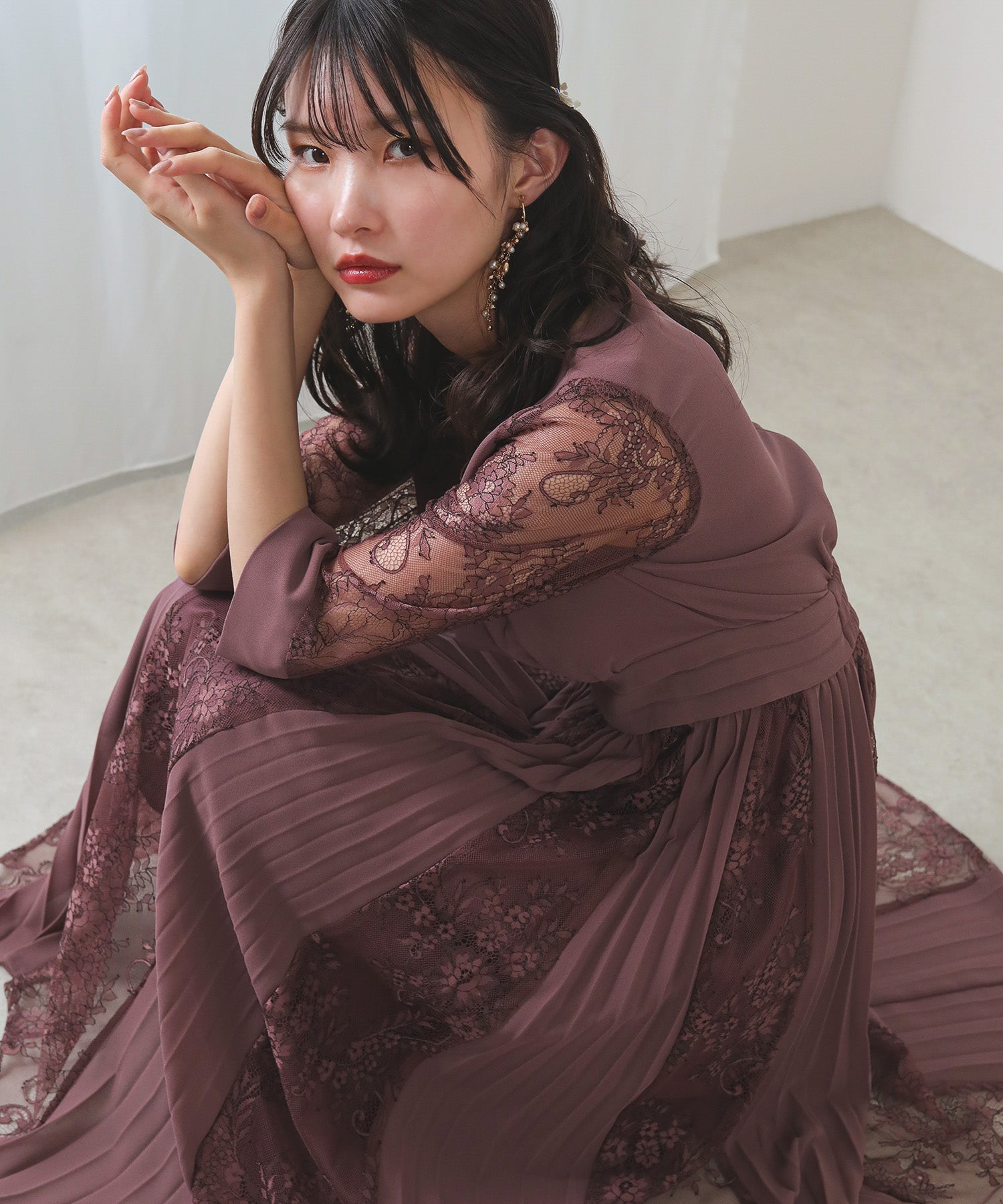 プリーツ×レース ウエストタックロングワンピースドレス