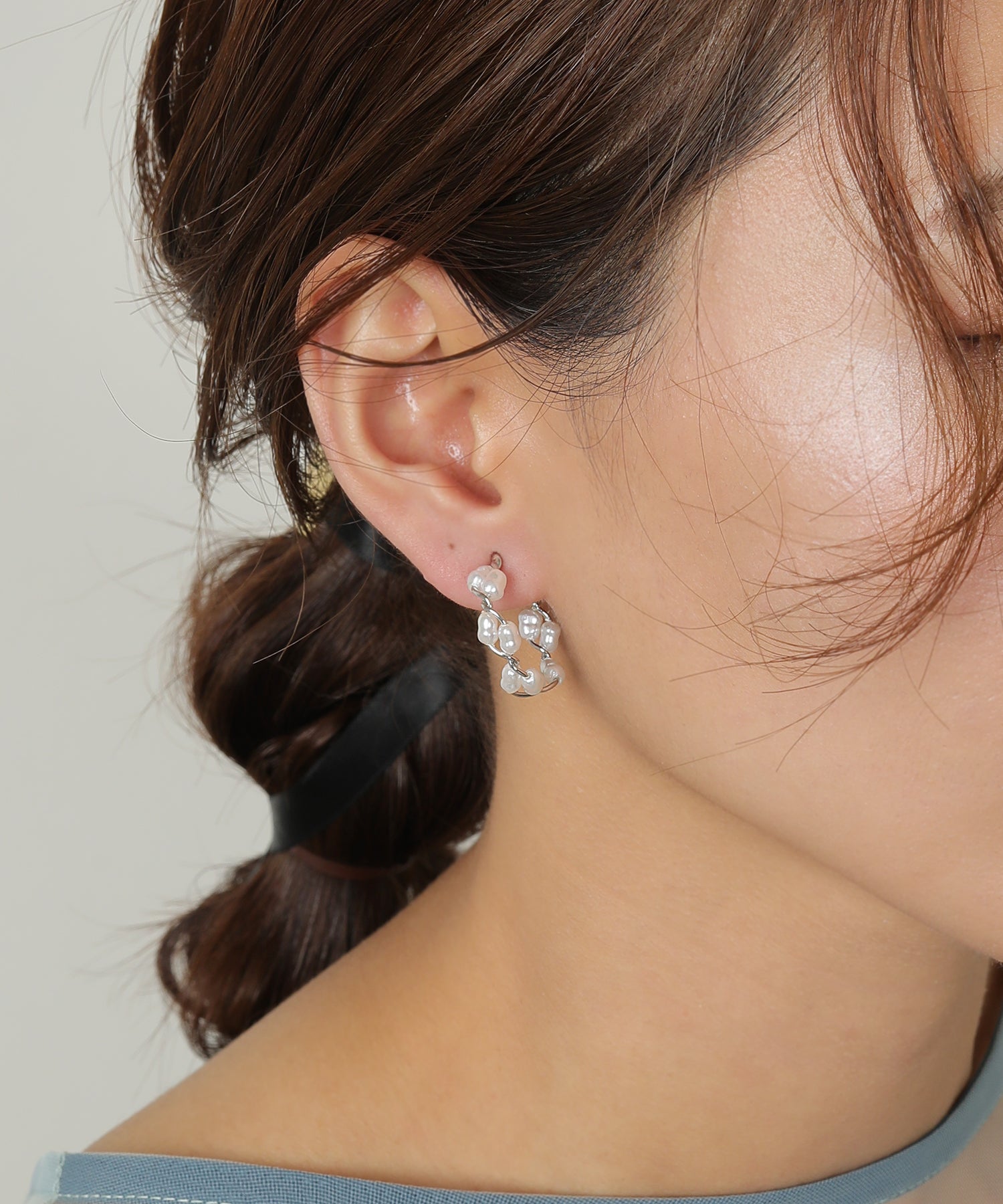 バロックパール ツイスト ハーフフープ ピアス 結婚式 パーティー デイリー