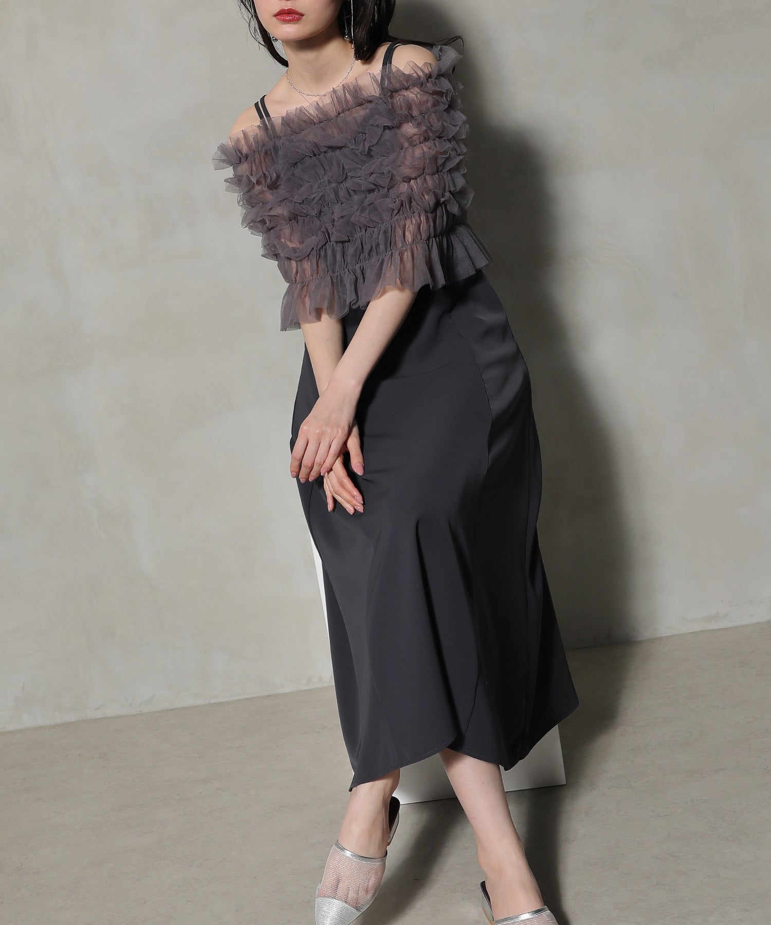 シャーリング チュール フリル シアー バッククロス ドレス