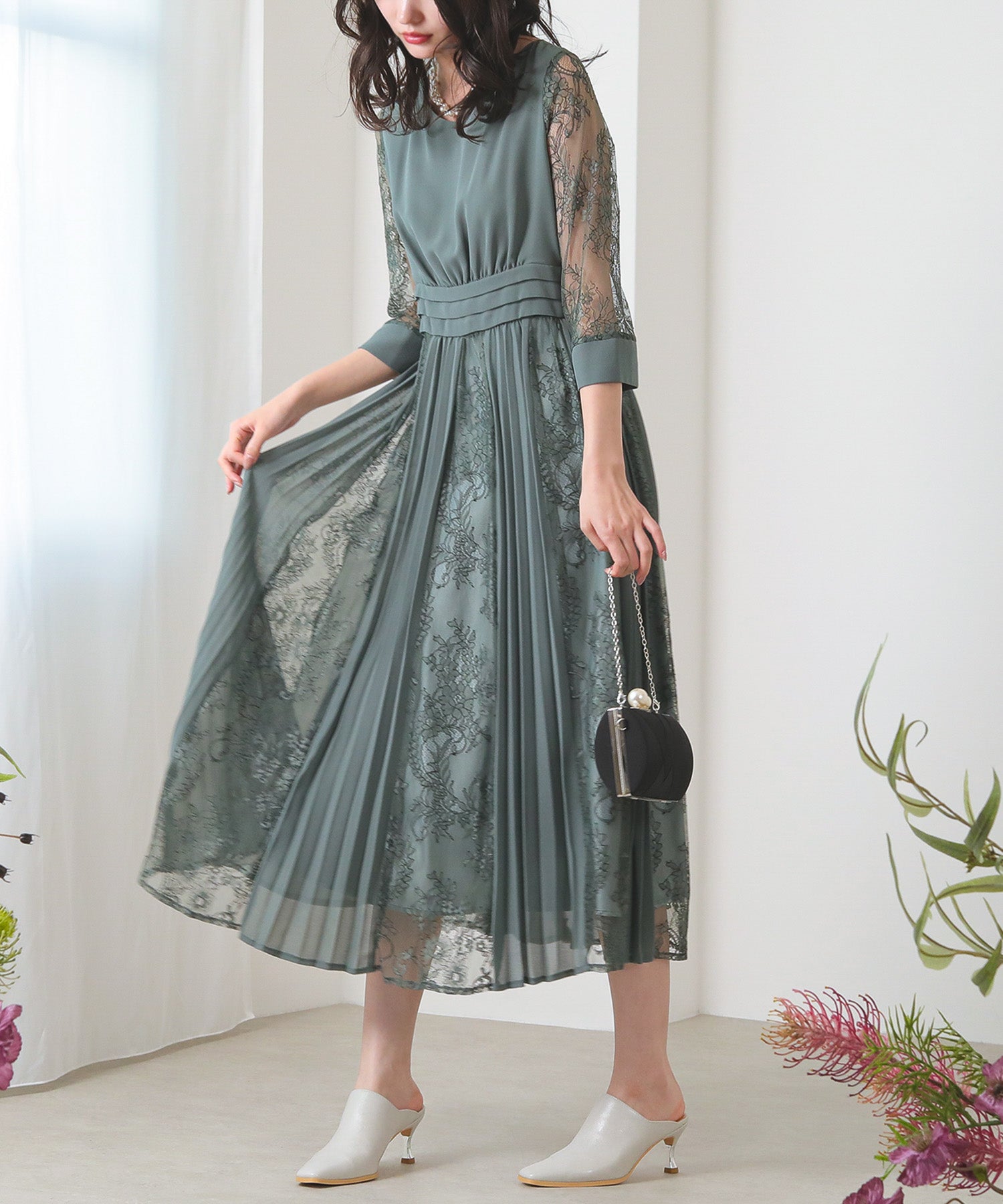 プリーツ×レース ウエストタックロングワンピースドレス