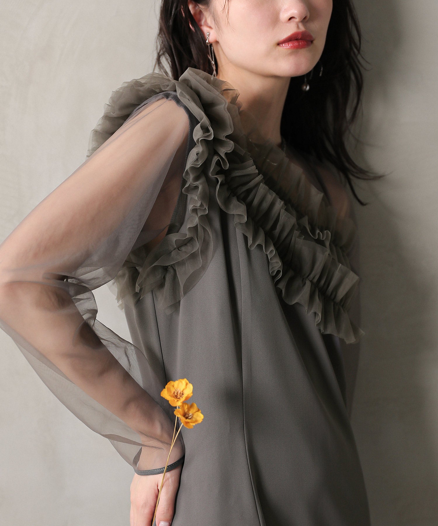 チュールフリル カーブライン ドレス 結婚式 お呼ばれ オケージョン