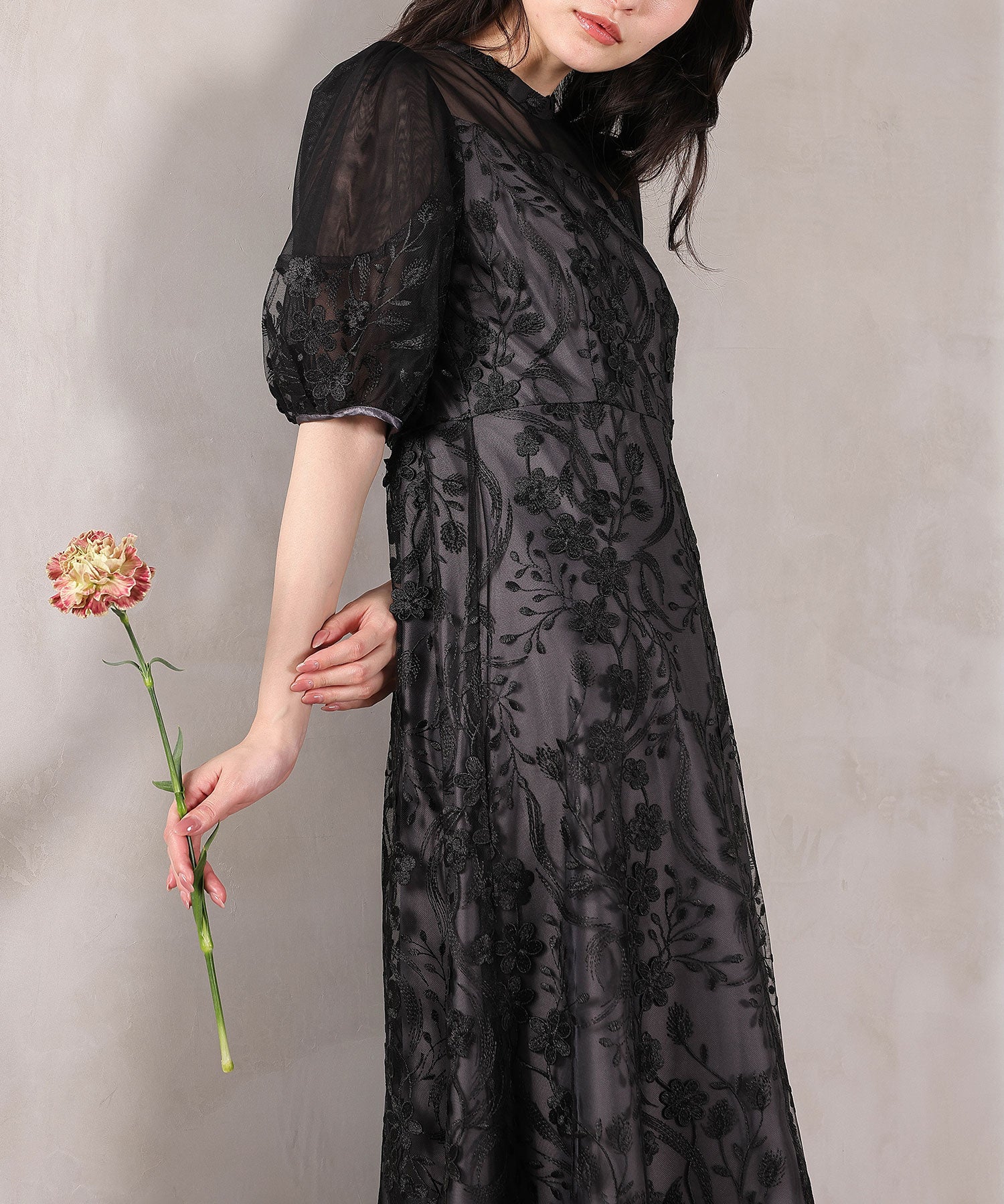 刺繍レース ウェーブデザイン チュールバルーンスリーブ Aラインワンピースドレス