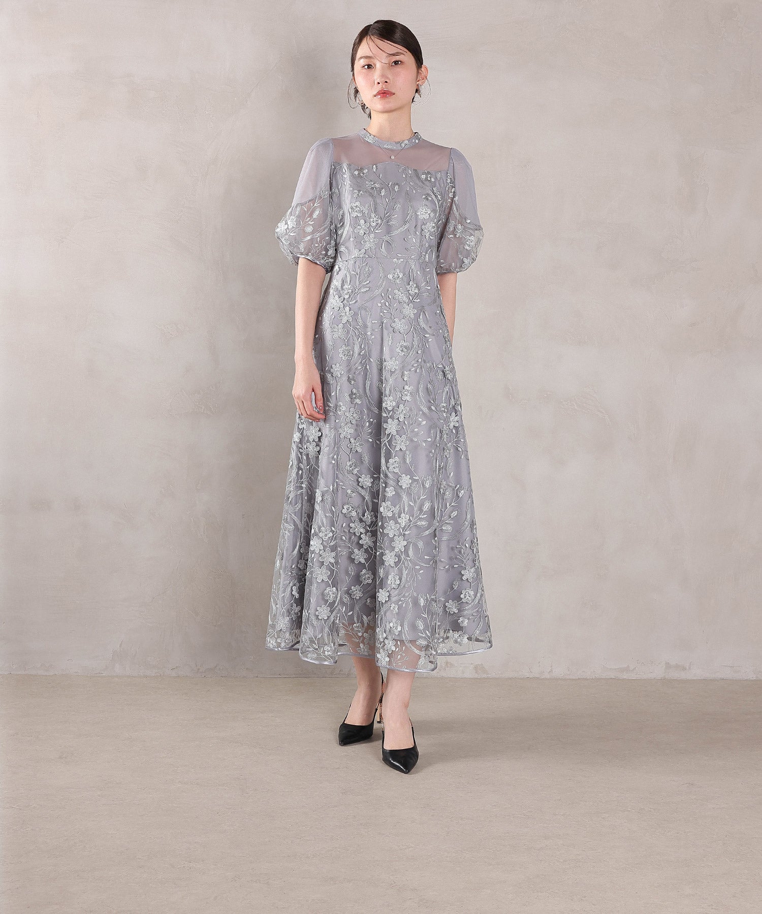 刺繍レース ウェーブデザイン チュールバルーンスリーブ Aラインワンピースドレス