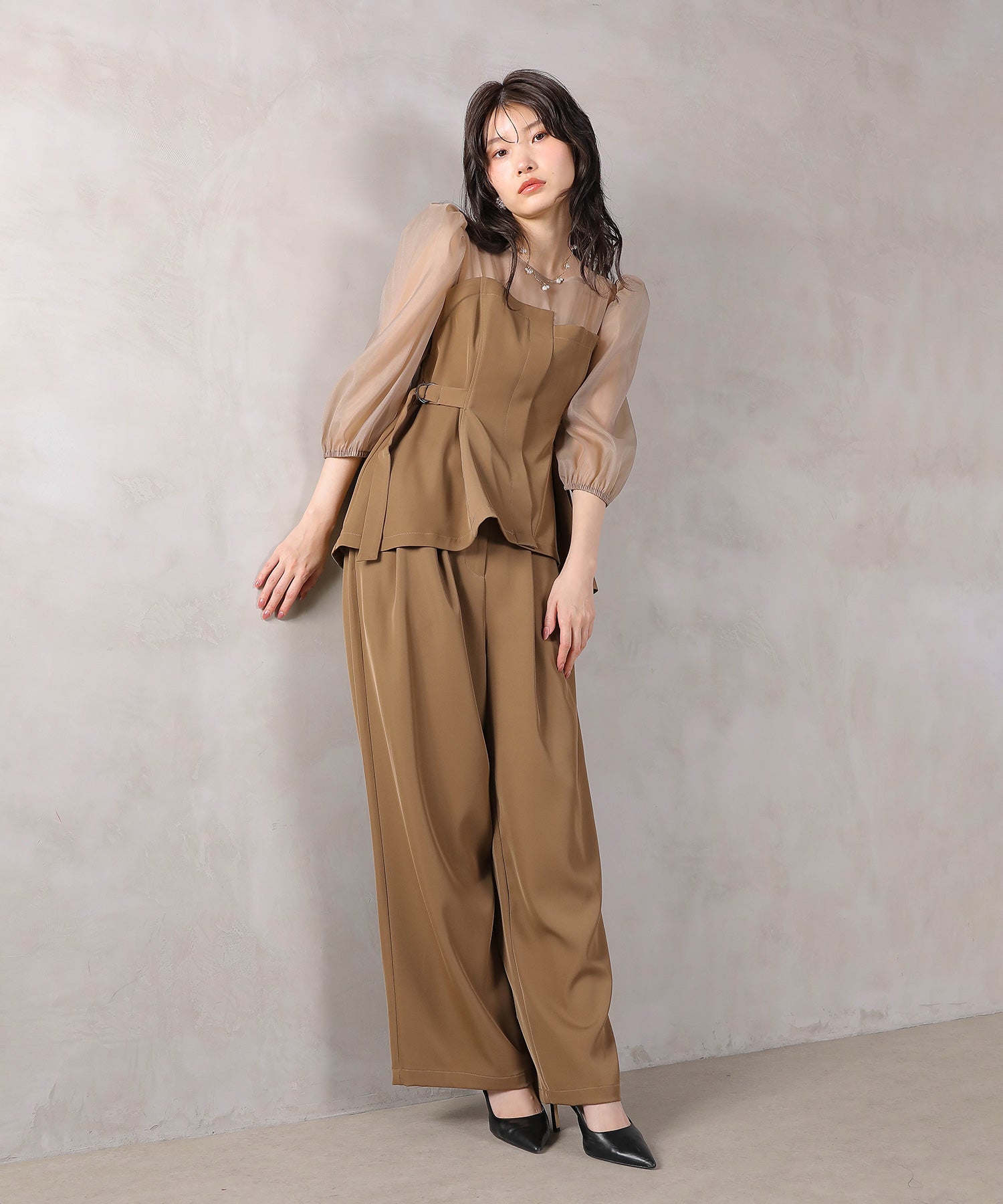 ビスチェペプラムトップス パンツ セットアップ