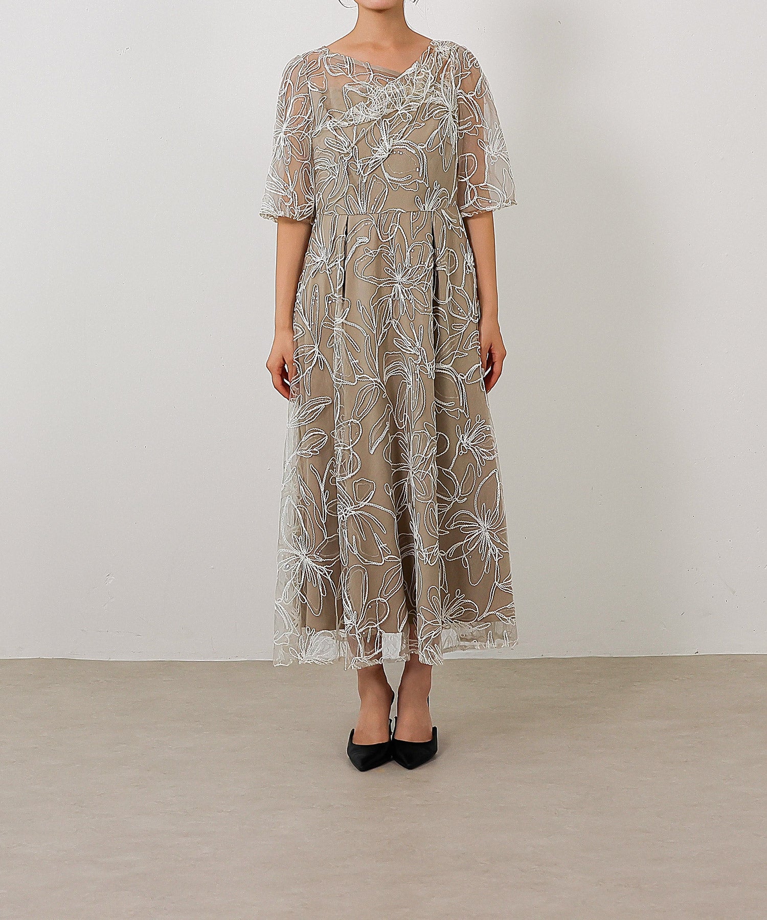 身長154cm / 着用 M<br>
普段着 SS or S / 骨格ウェーブ