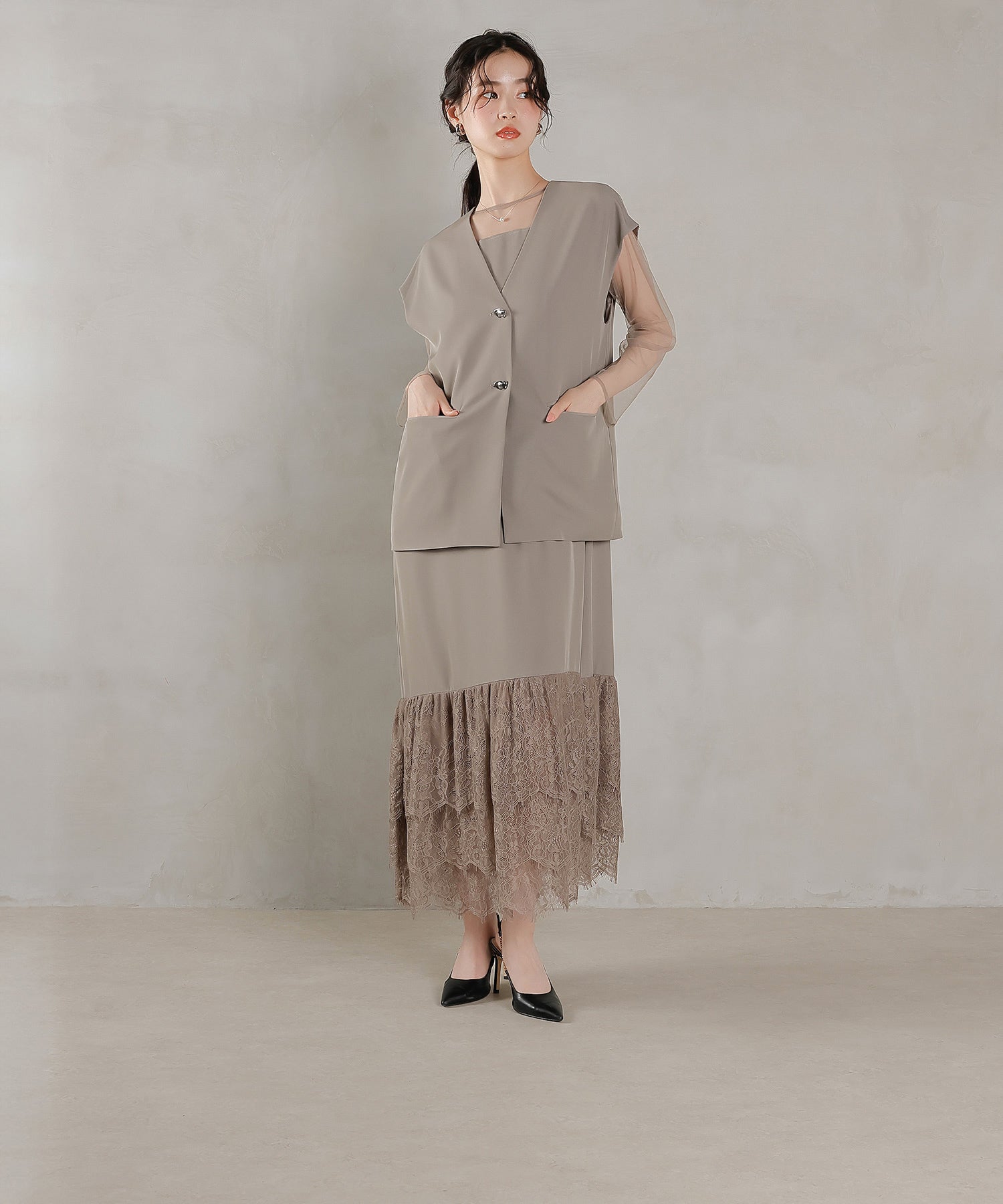 170cm / 着用 M / グレージュ