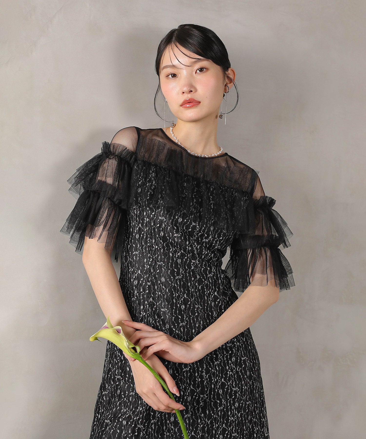 ラメチュールレース フリル Aライン ワンピースドレス