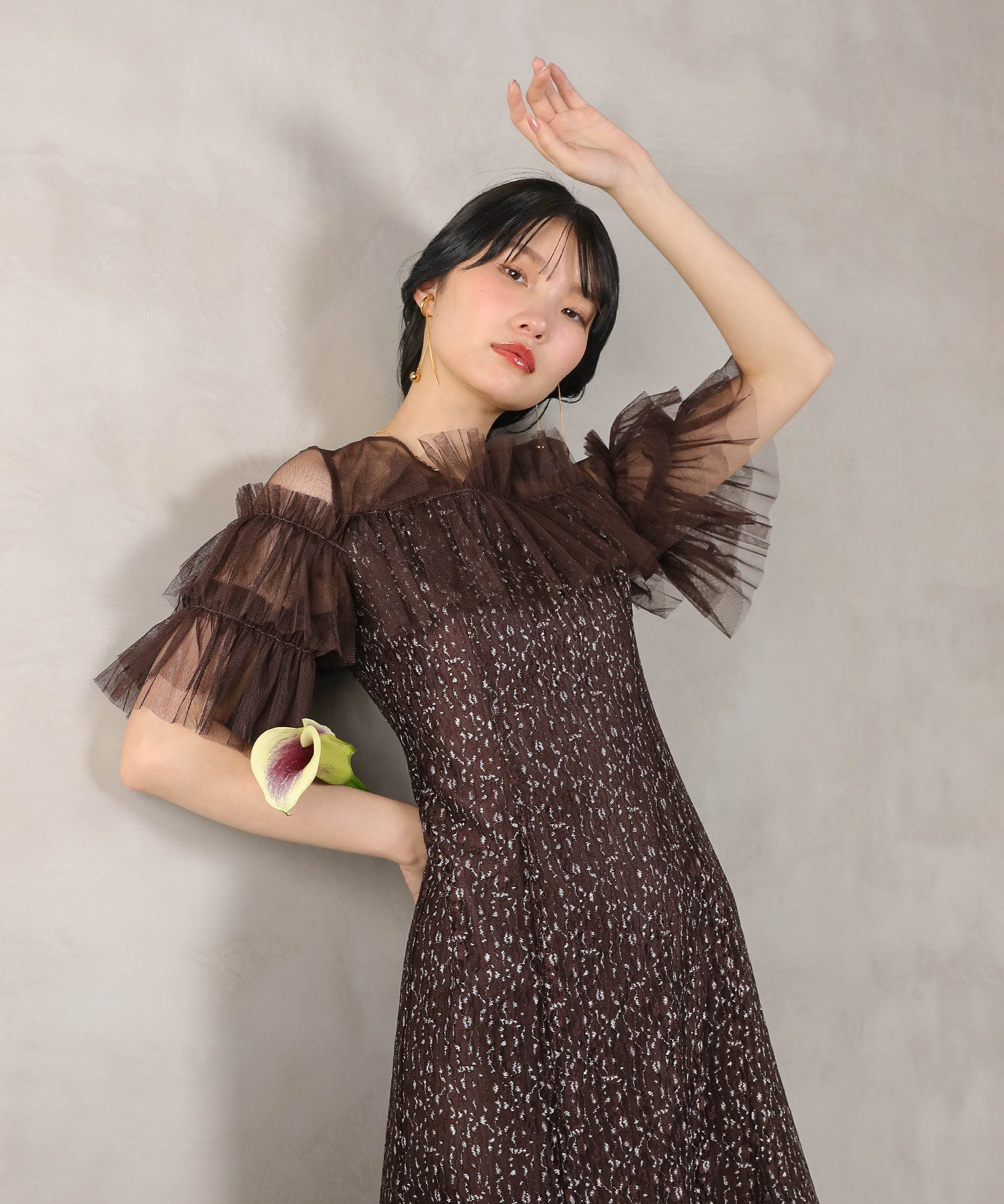 ラメチュールレース フリル Aライン ワンピースドレス