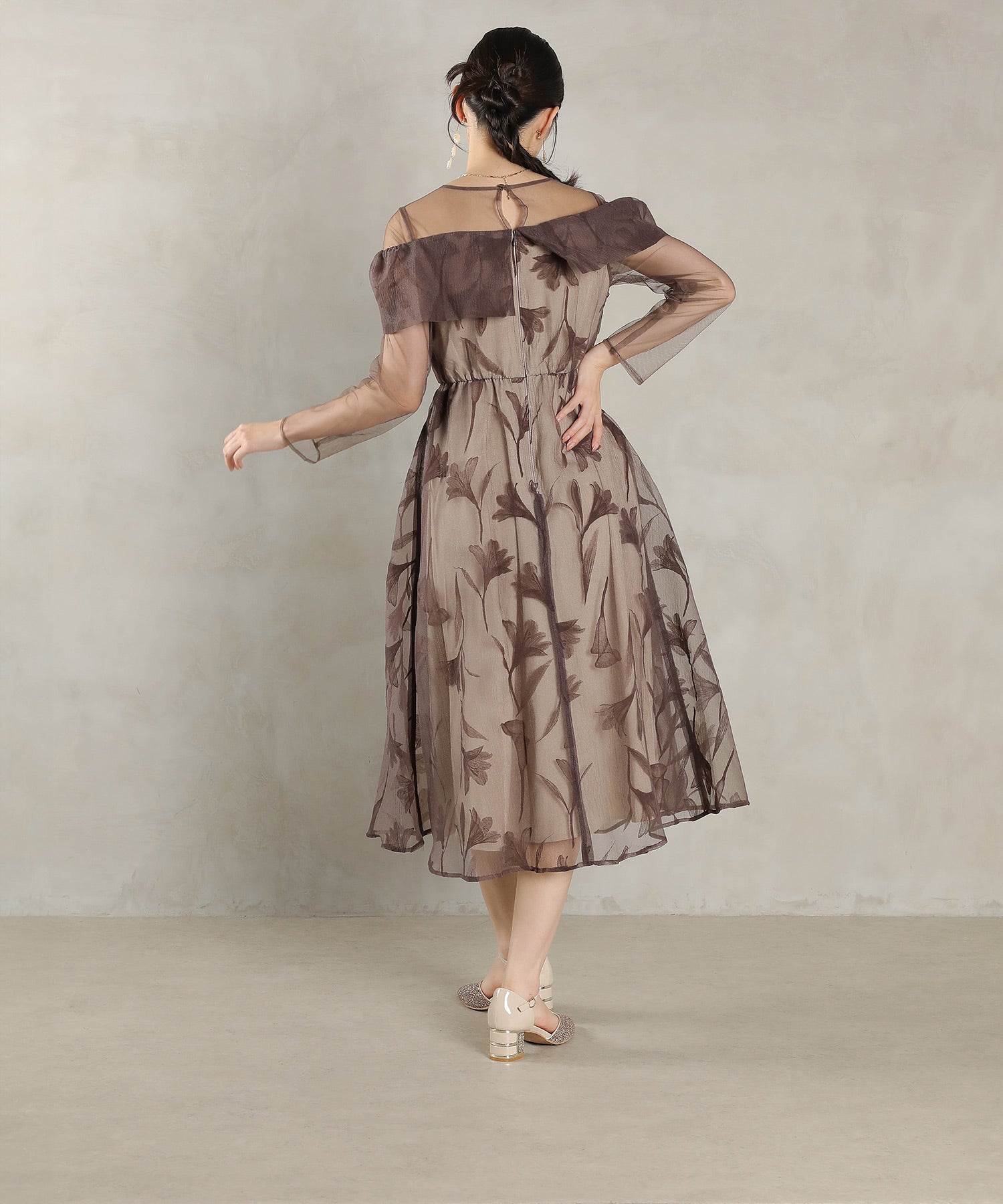 フロッキーレース チュール ボリュームデザイン Aライン ワンピース ドレスパーティー 結婚式 お呼ばれ オケージョン