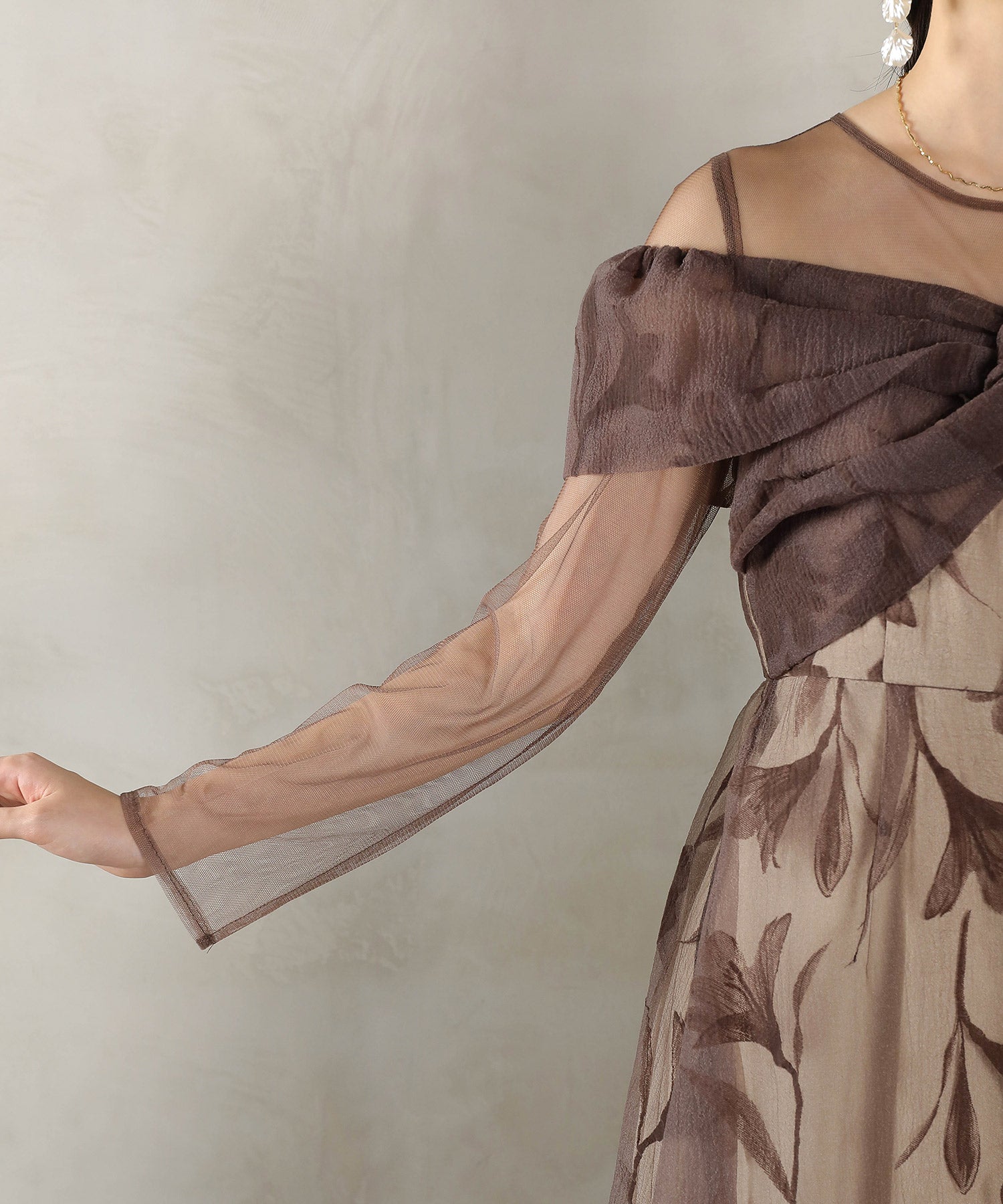 フロッキーレース チュール ボリュームデザイン Aライン ワンピース ドレスパーティー 結婚式 お呼ばれ オケージョン