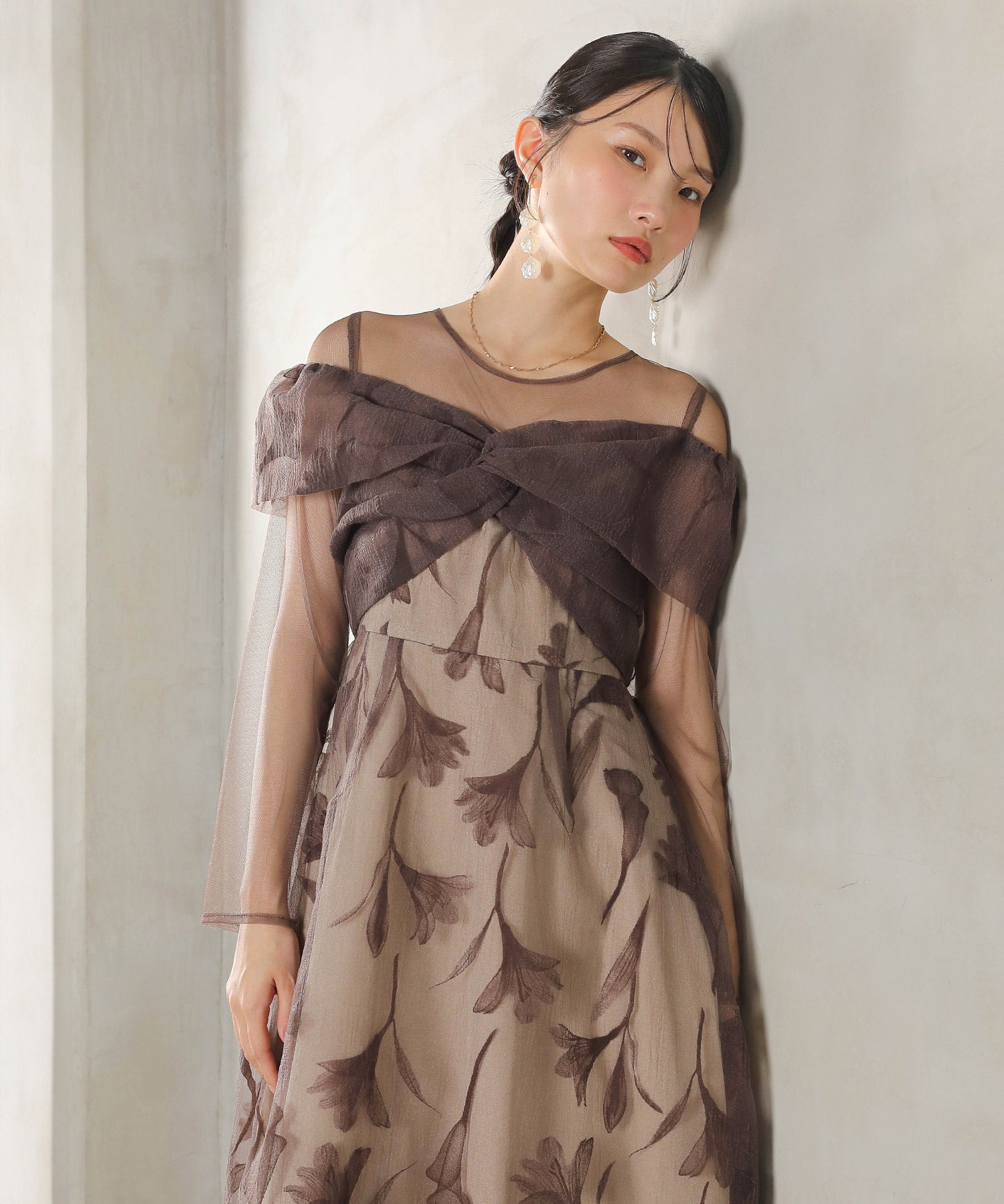 フロッキーレース チュール ボリュームデザイン Aライン ワンピース ドレスパーティー 結婚式 お呼ばれ オケージョン