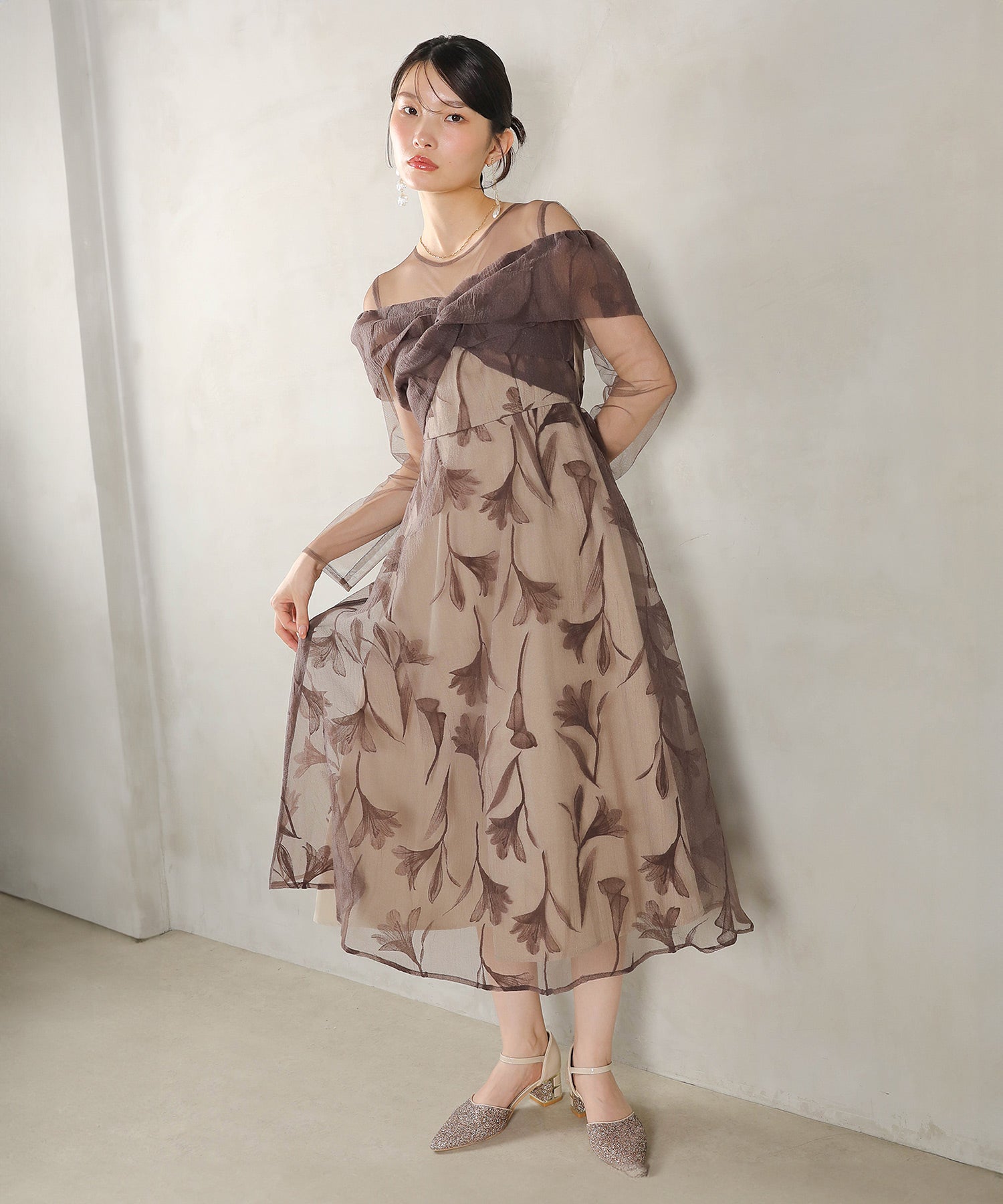 フロッキーレース チュール ボリュームデザイン Aライン ワンピース ドレスパーティー 結婚式 お呼ばれ オケージョン