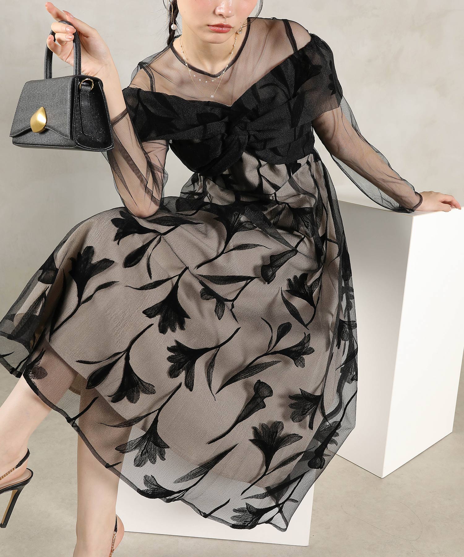 フロッキーレース チュール ボリュームデザイン Aライン ワンピース ドレスパーティー 結婚式 お呼ばれ オケージョン