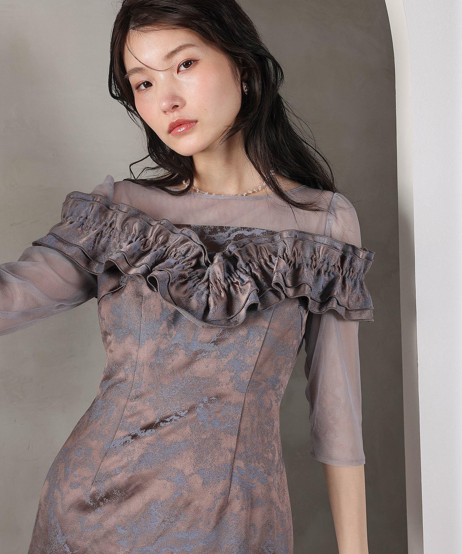 ハートネックフリルジャガードワンピースドレス