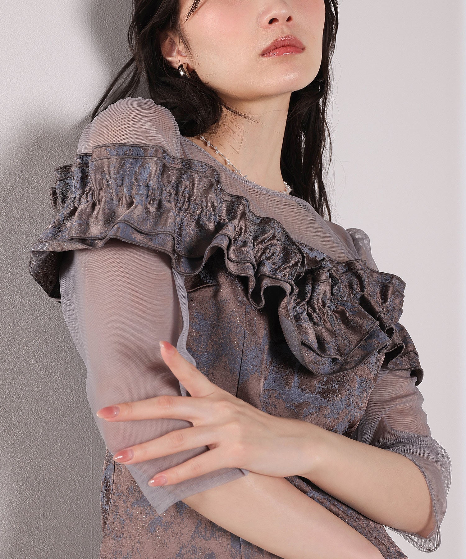 ハートネックフリルジャガードワンピースドレス