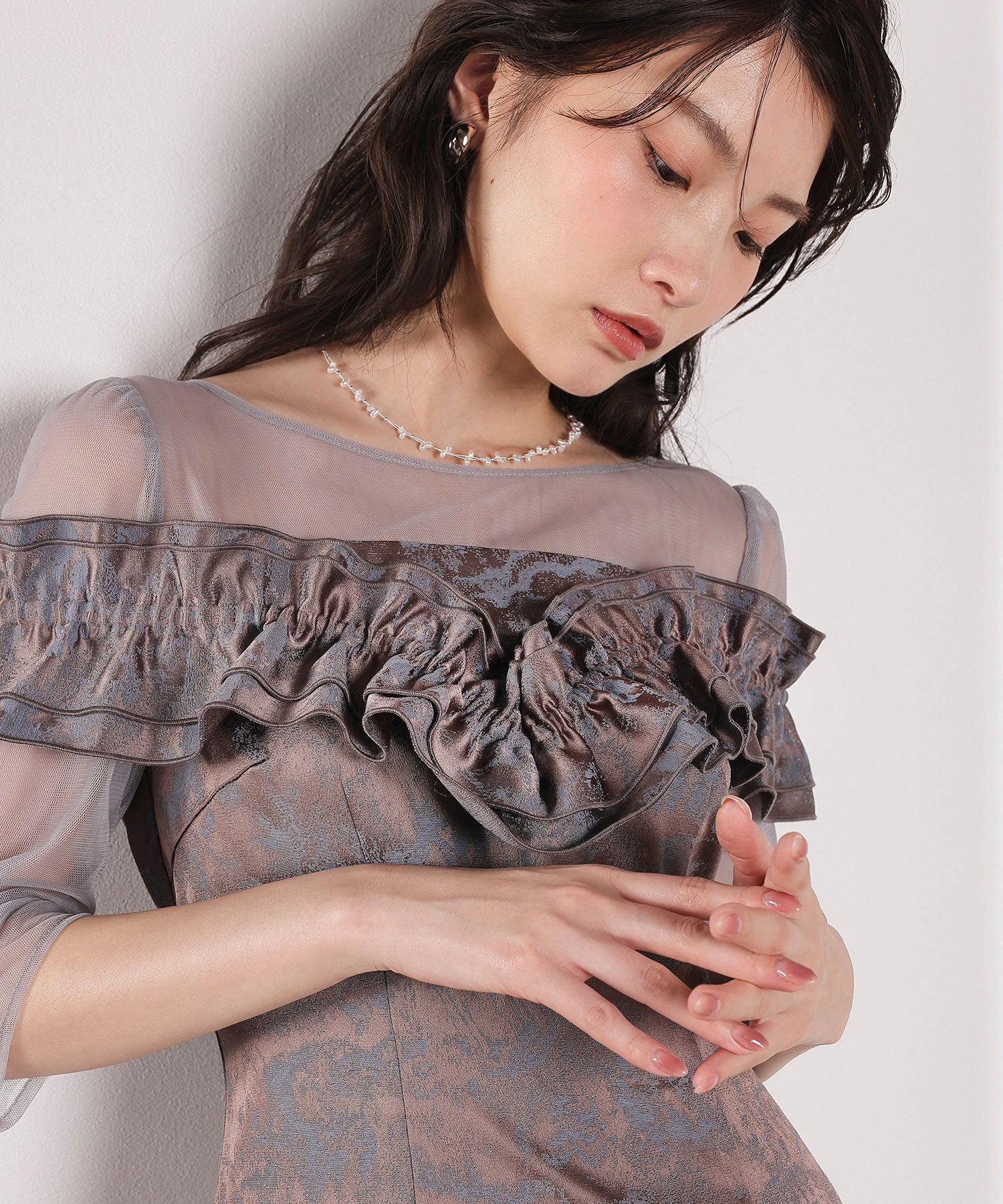 ハートネックフリルジャガードワンピースドレス