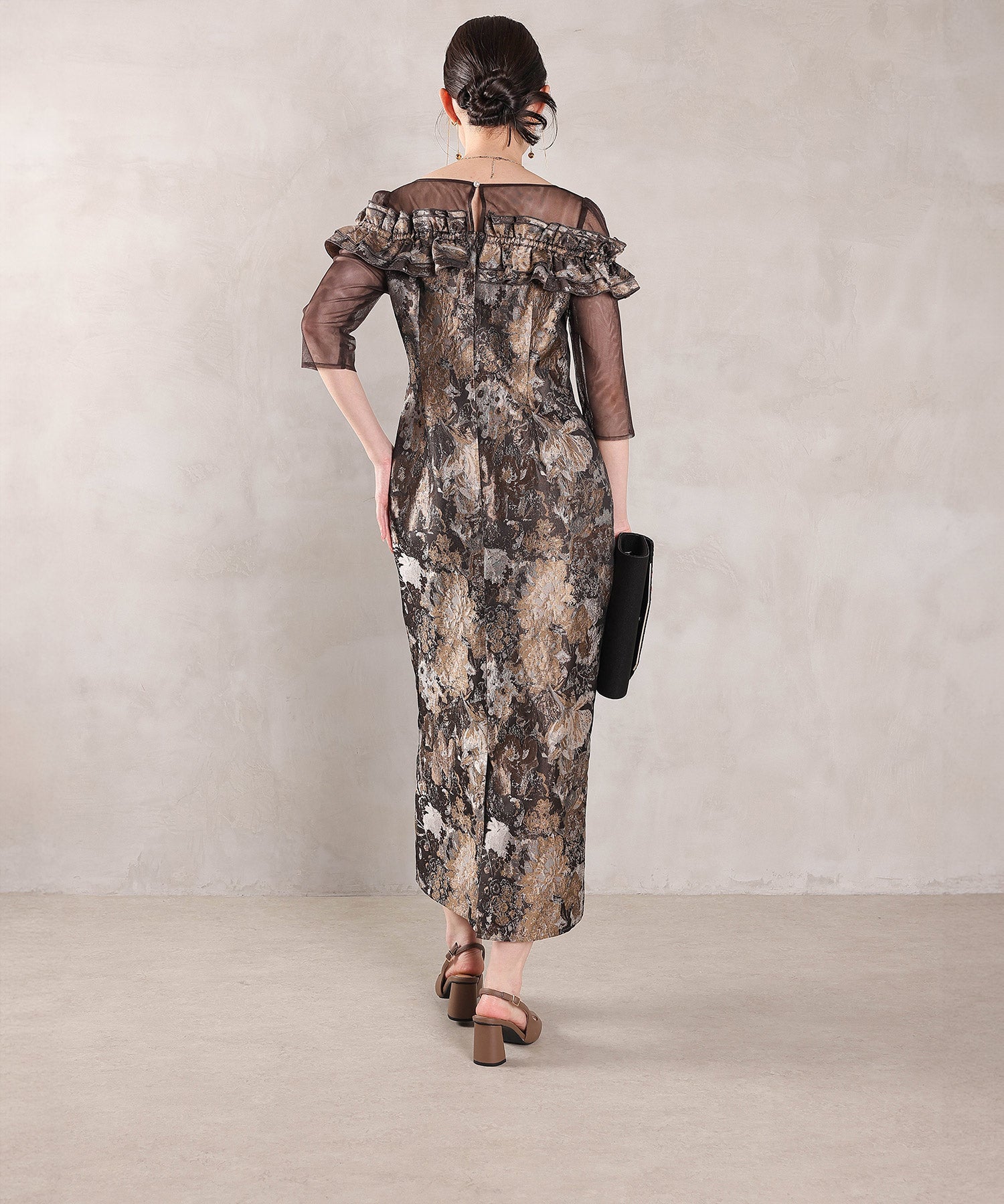 ハートネックフリルジャガードワンピースドレス