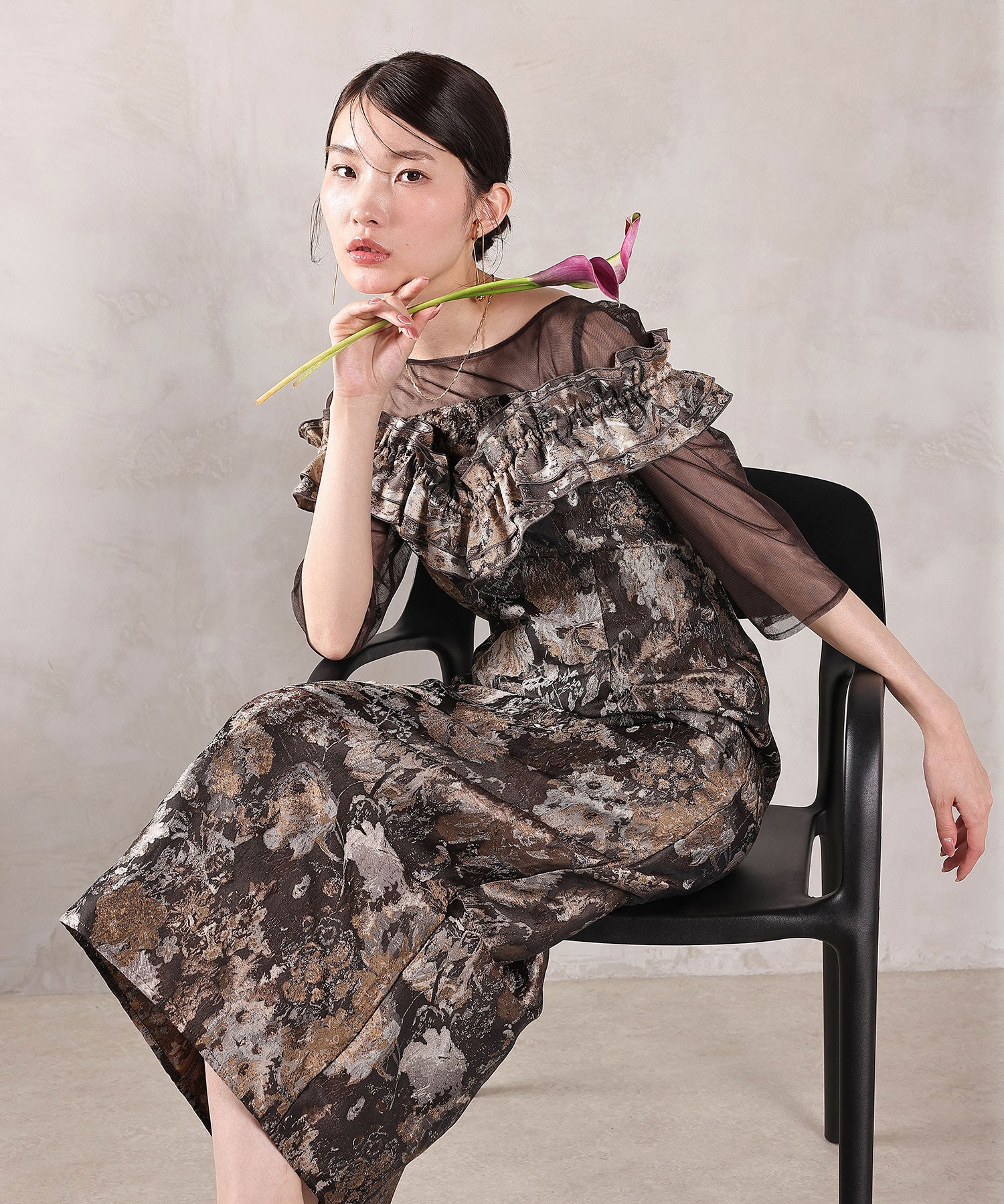 ハートネックフリルジャガードワンピースドレス