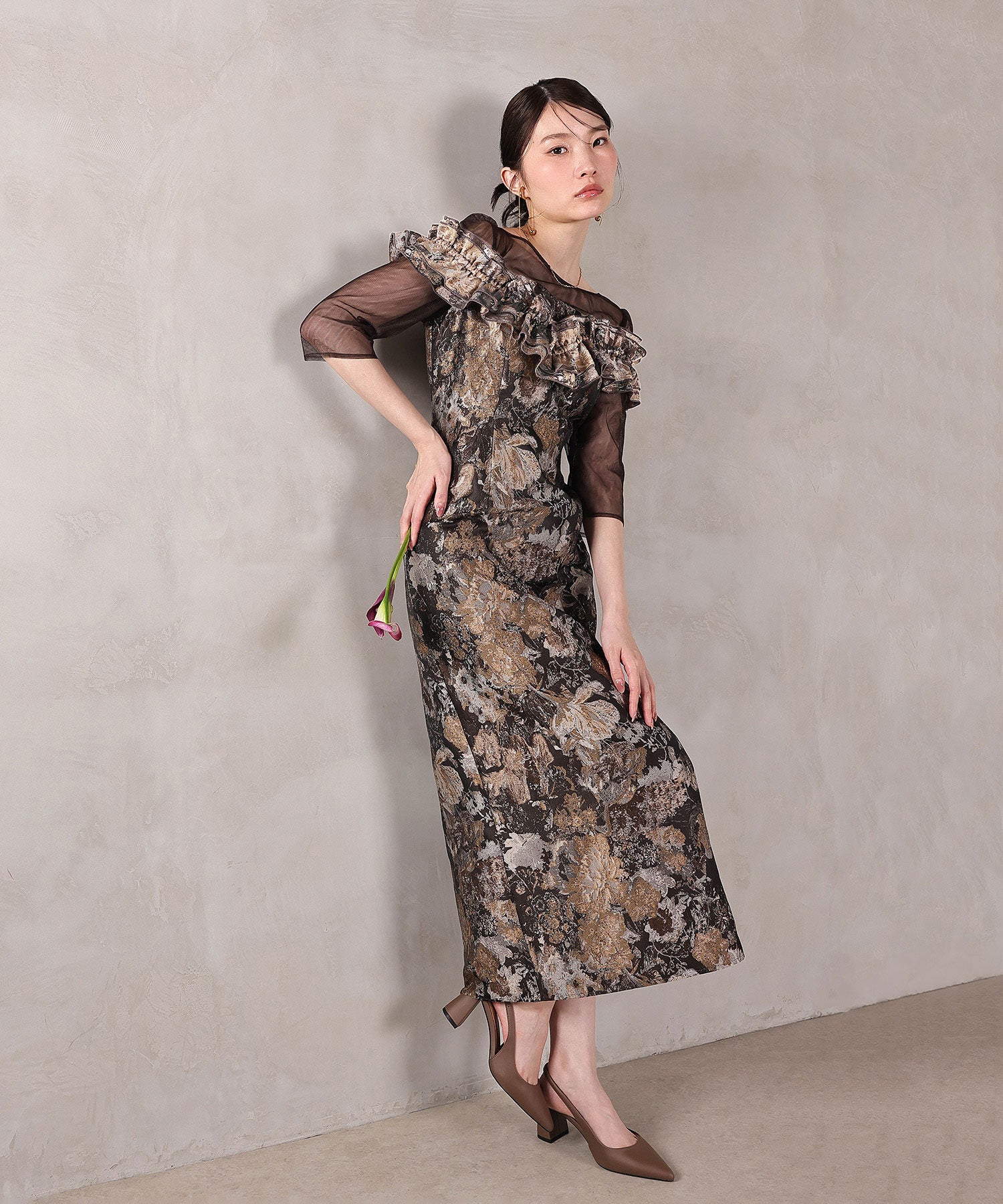 ハートネックフリルジャガードワンピースドレス