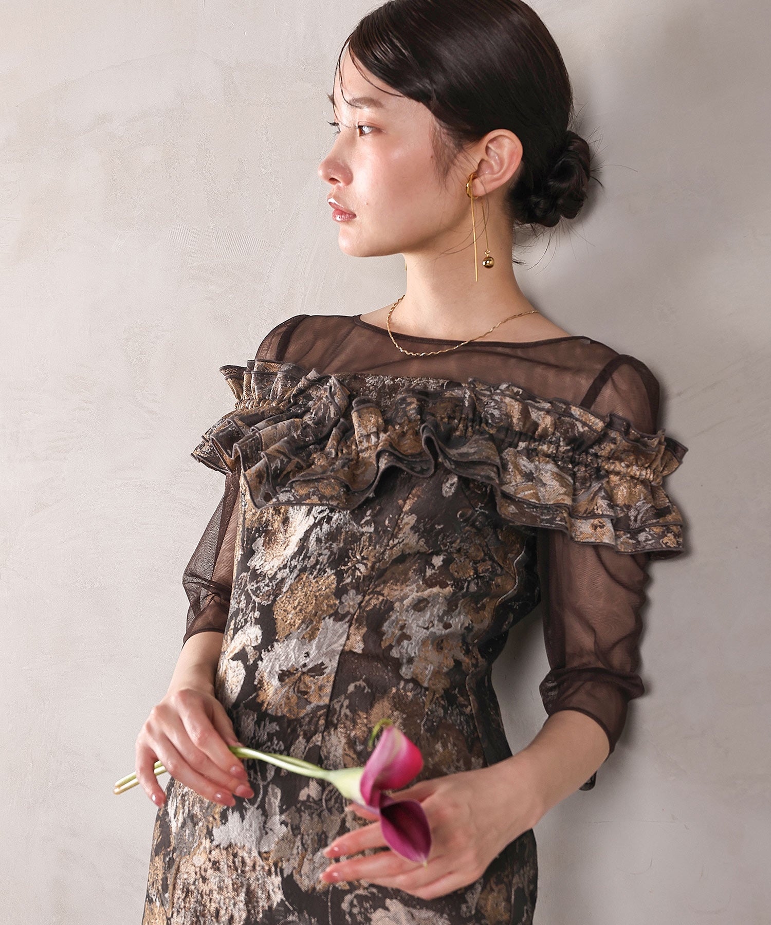 ハートネックフリルジャガードワンピースドレス