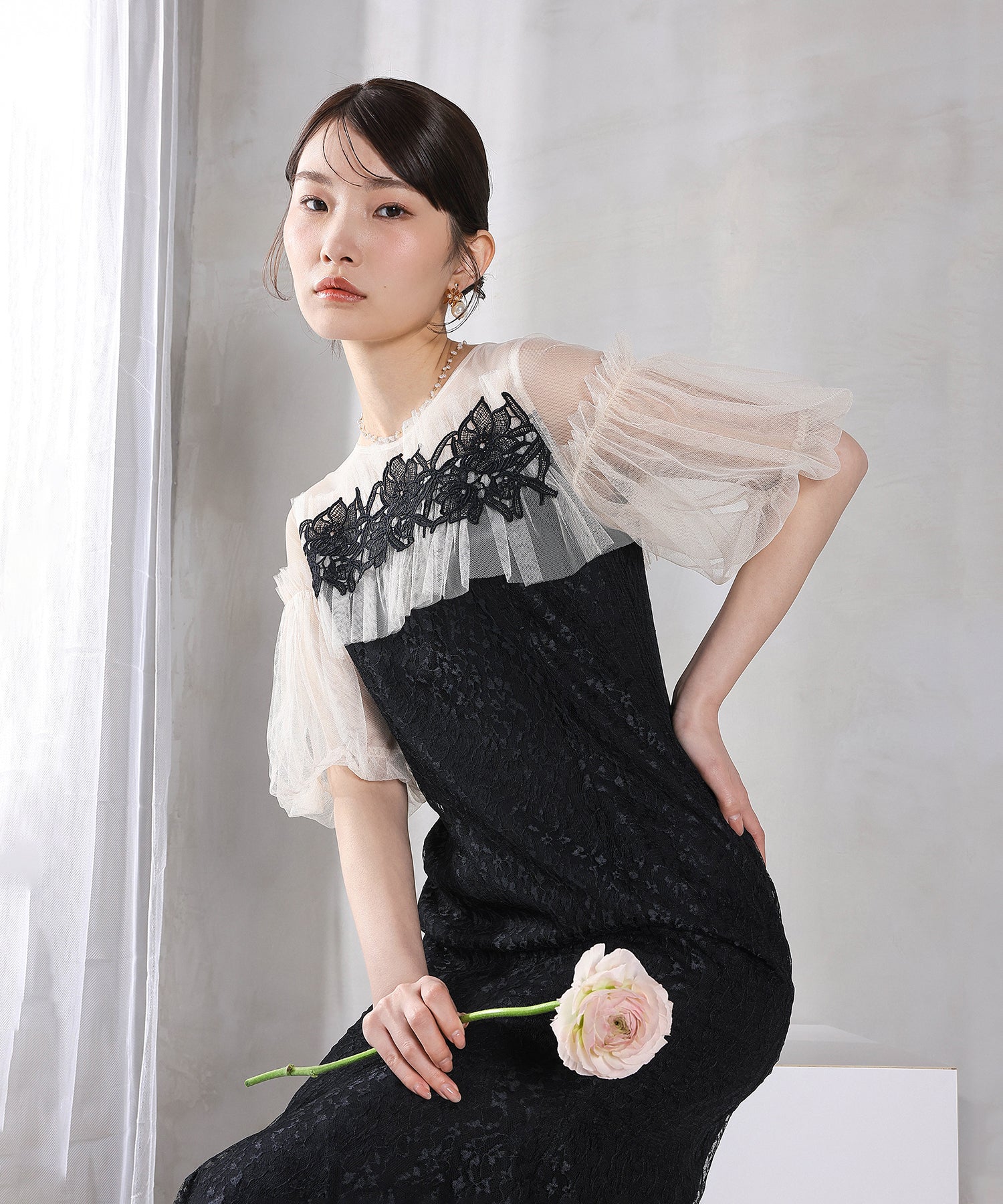 モチーフレース チュールバルーンスリーブ マーメイドライン ドレス パーティー